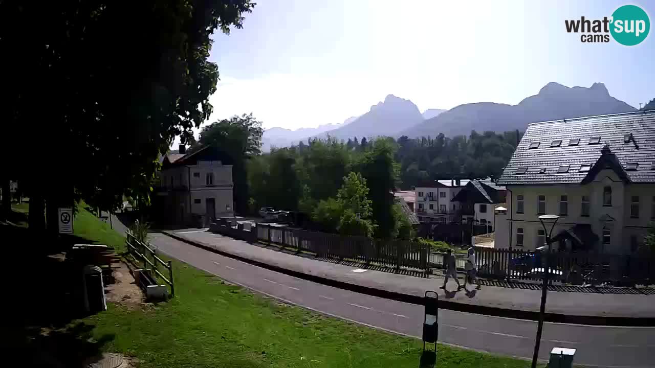 Tarvisio webcam – Bicycle lane and Mangart mountain