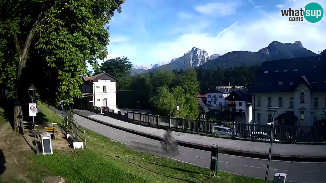Trbiž kamera v živo – kolesarska pot in Mangart v ozadju