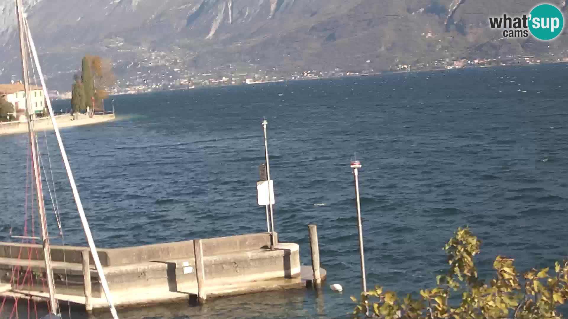 PRA’ DE LA FAM – Porto di Tignale – Windsurfer lago de Garda