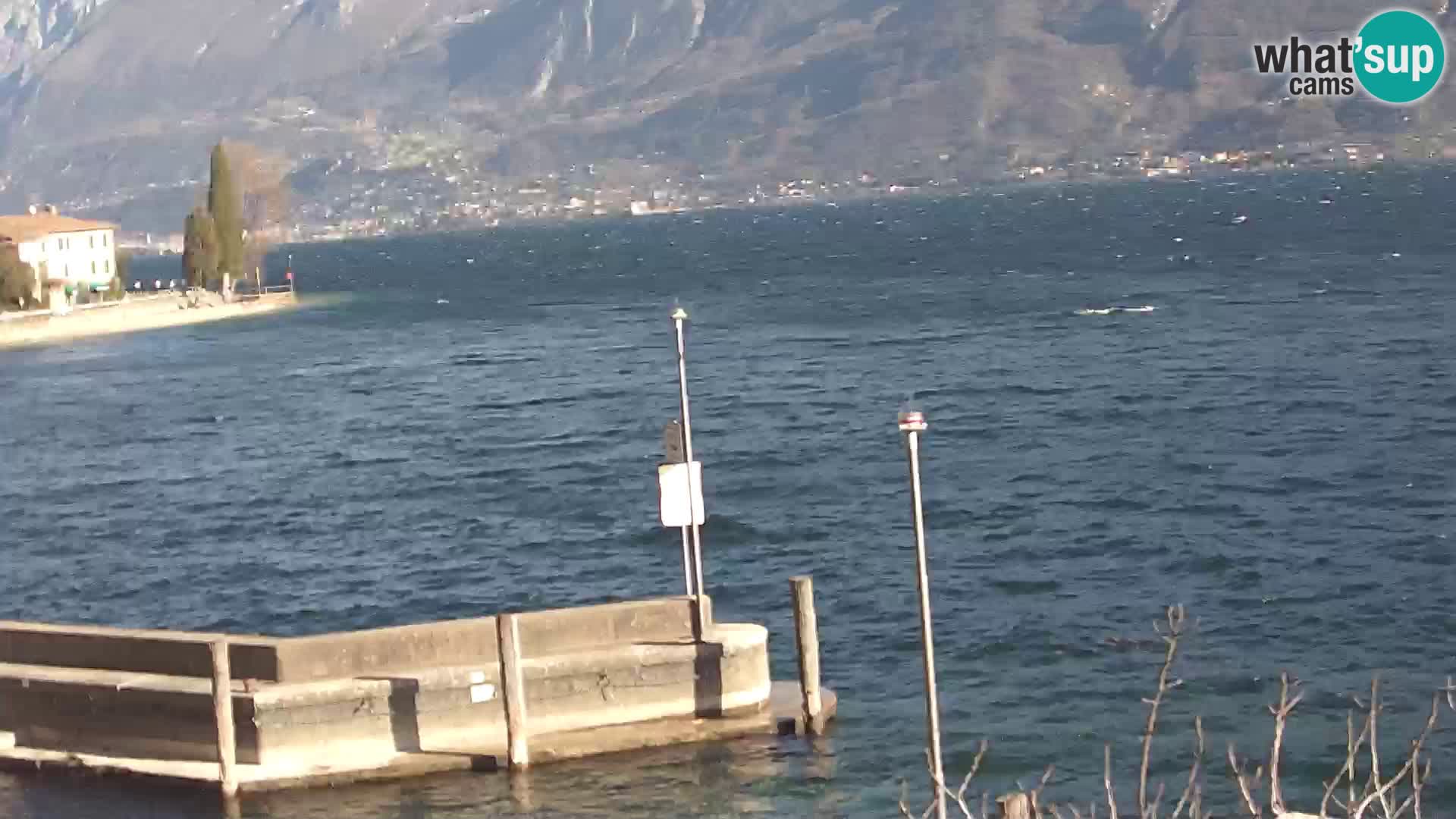 PRA’ DE LA FAM – Porto di Tignale – Windsurfer lac de Garde