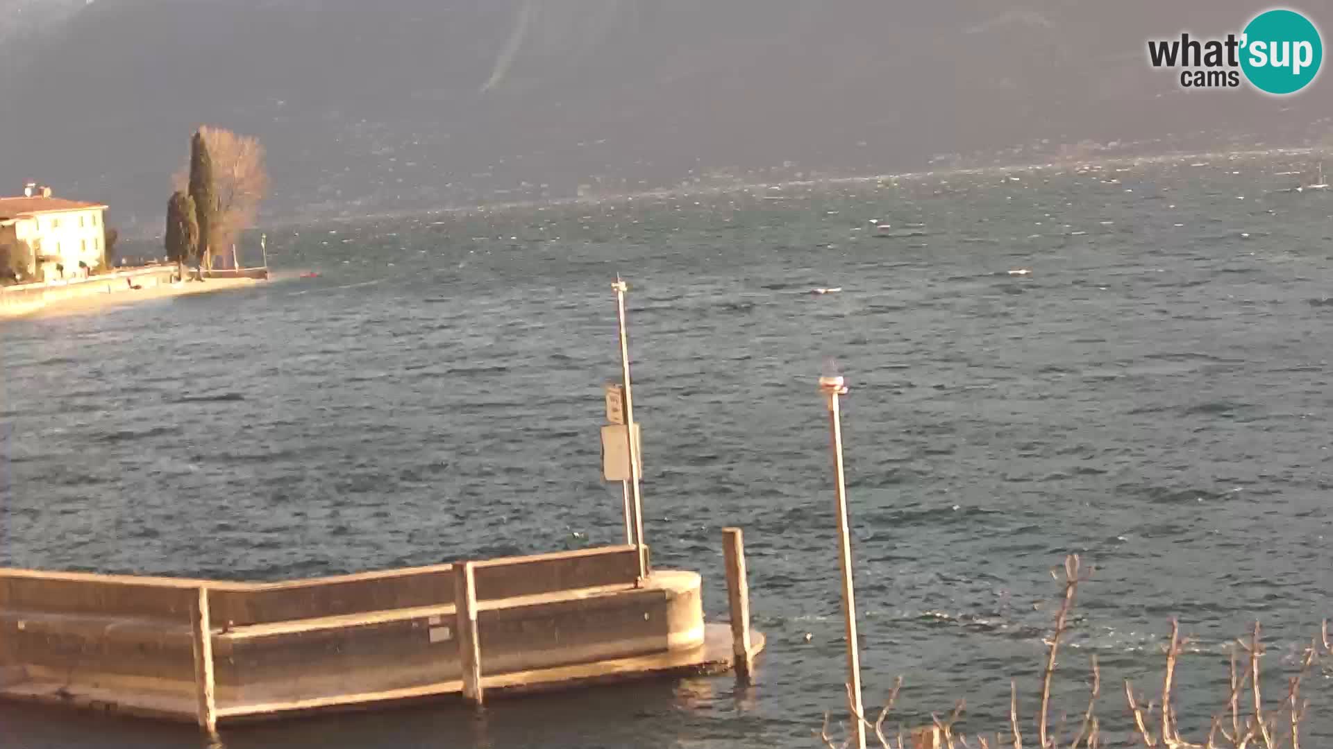 Webcam PRA’ DE LA FAM – Porto di Tignale – Windsurfer Garda Lake