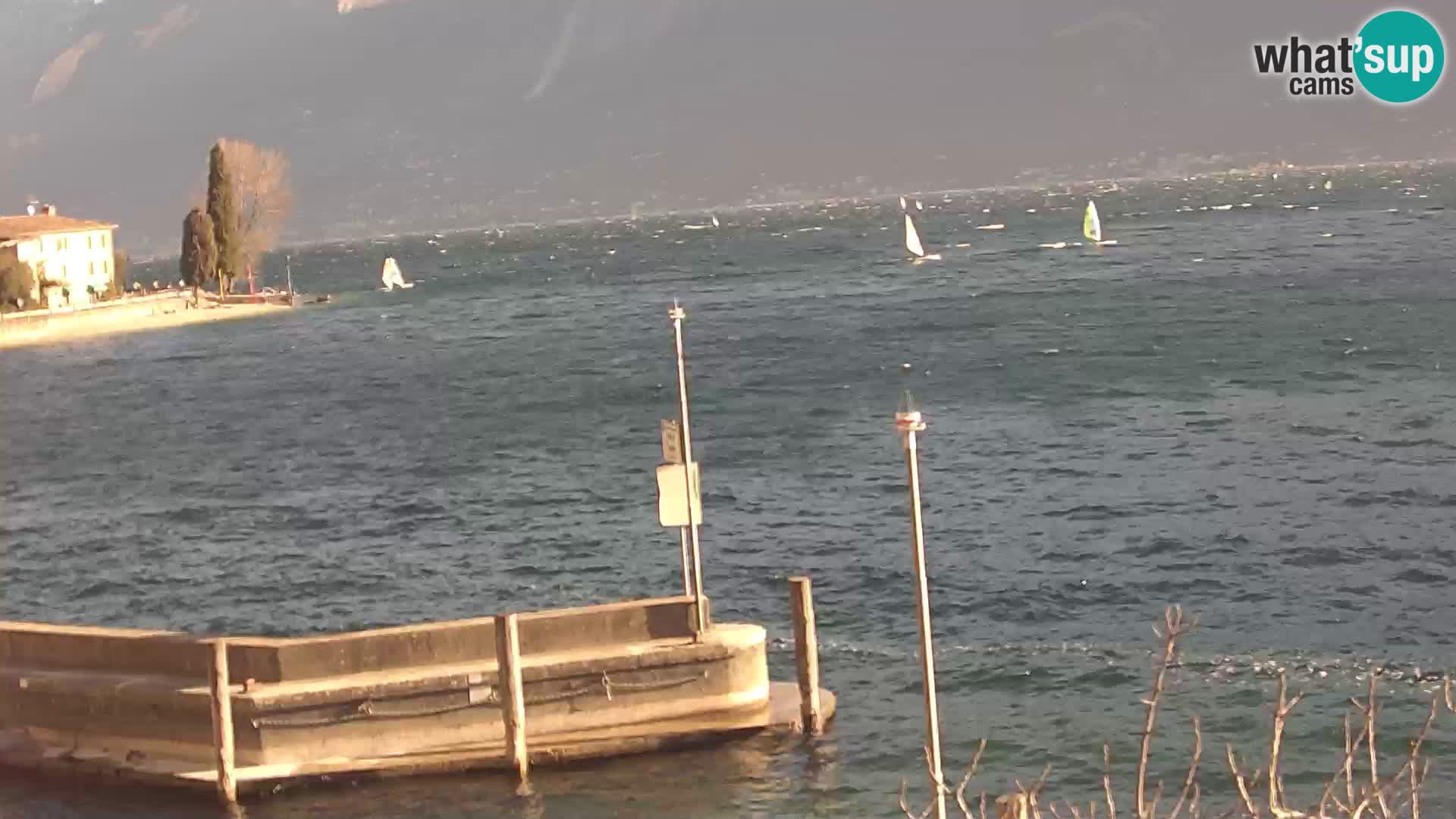 Webcam PRA’ DE LA FAM – Porto di Tignale – Windsurfer Garda Lake