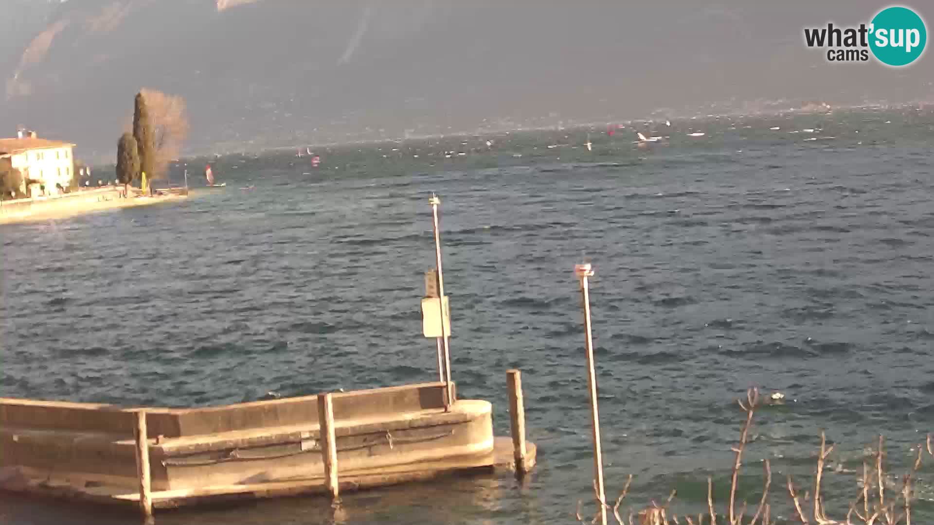 Webcam PRA’ DE LA FAM – Porto di Tignale – Windsurfer Garda Lake