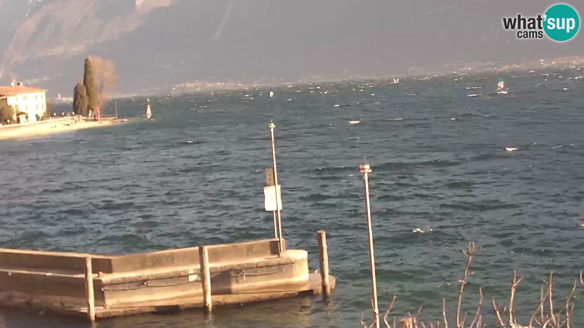 Webcam PRA’ DE LA FAM – Porto di Tignale – Windsurfer Garda Lake