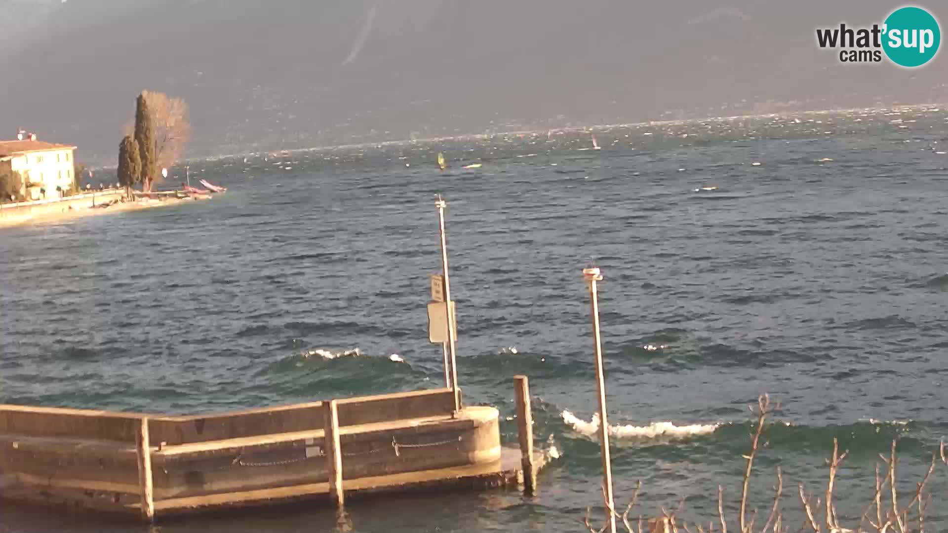 Webcam PRA’ DE LA FAM – Porto di Tignale – Windsurfer Garda Lake