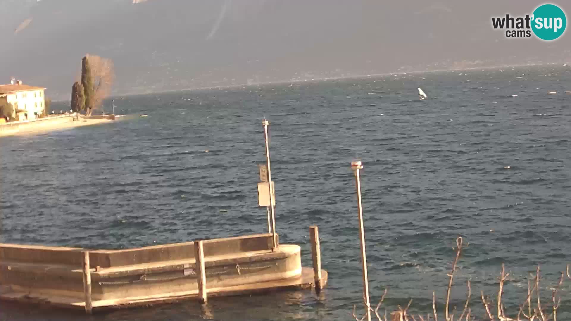 Webcam PRA’ DE LA FAM – Porto di Tignale – Windsurfer Garda Lake