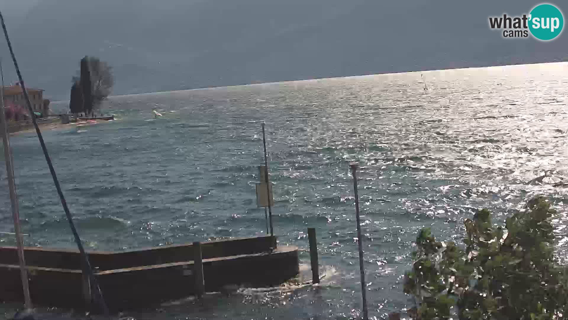 PRA’ DE LA FAM – Porto di Tignale – Windsurfer lago de Garda