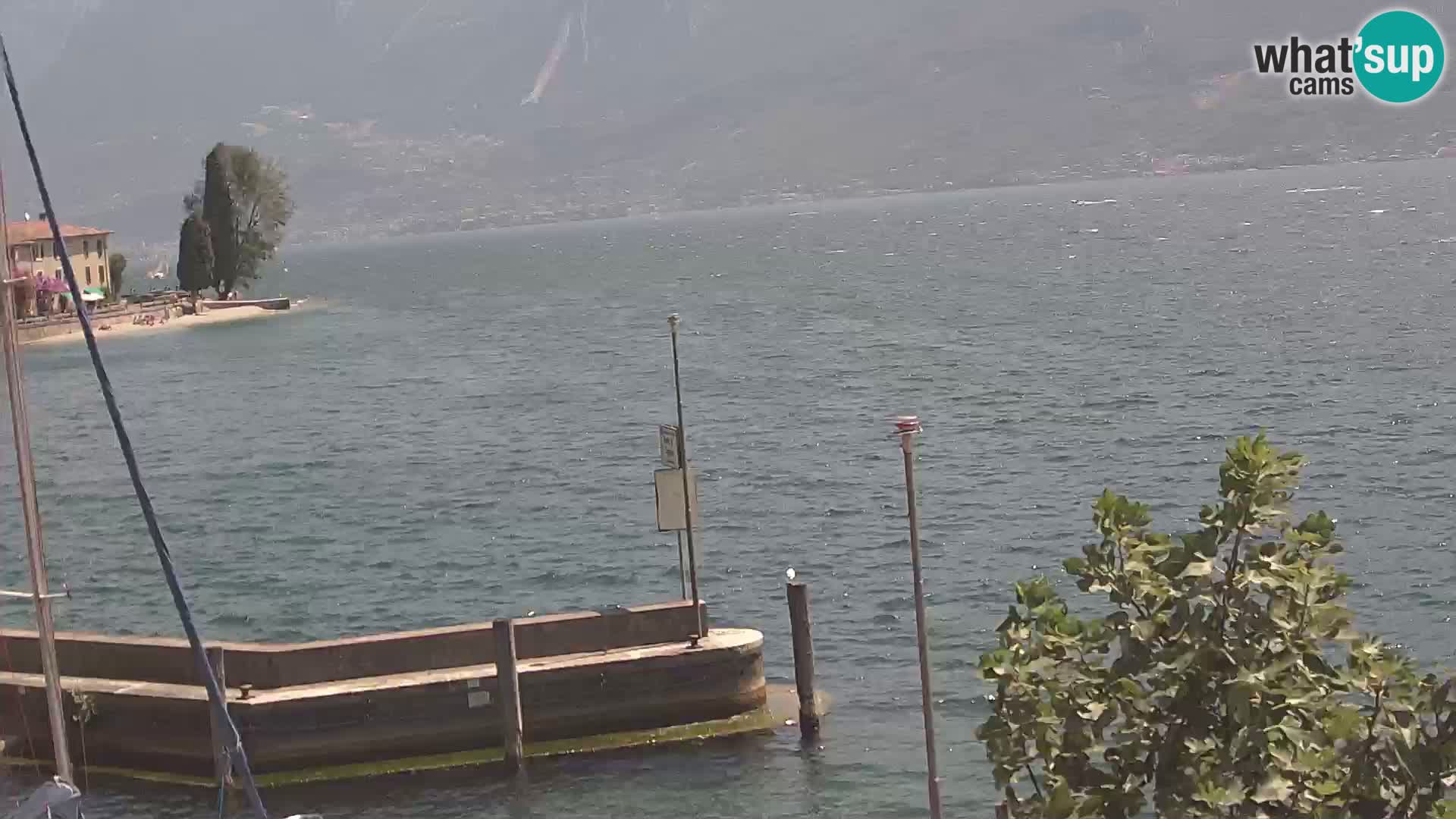 PRA’ DE LA FAM – Porto di Tignale – Windsurfer lac de Garde