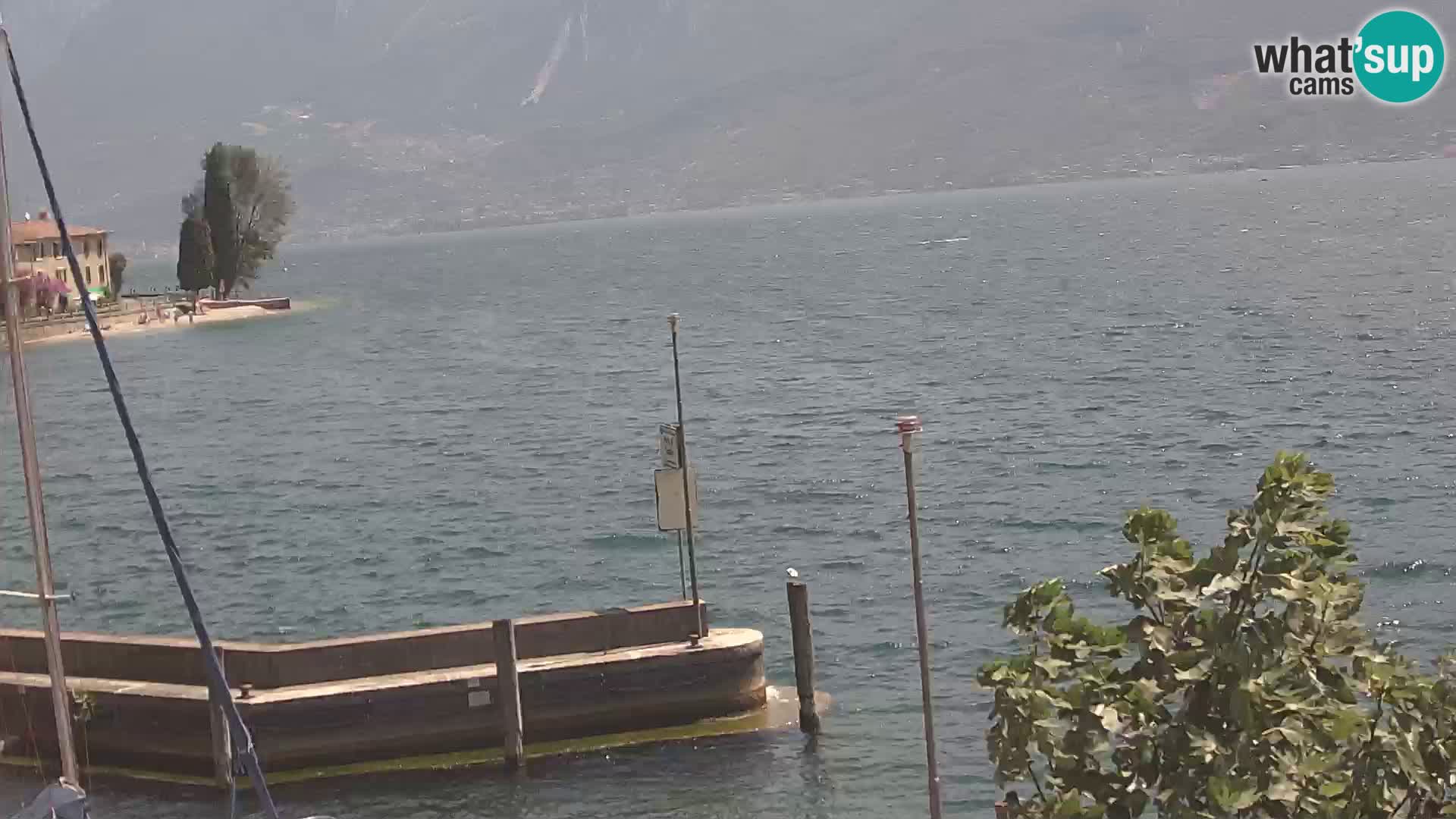 PRA’ DE LA FAM – Porto di Tignale – Windsurfer lac de Garde