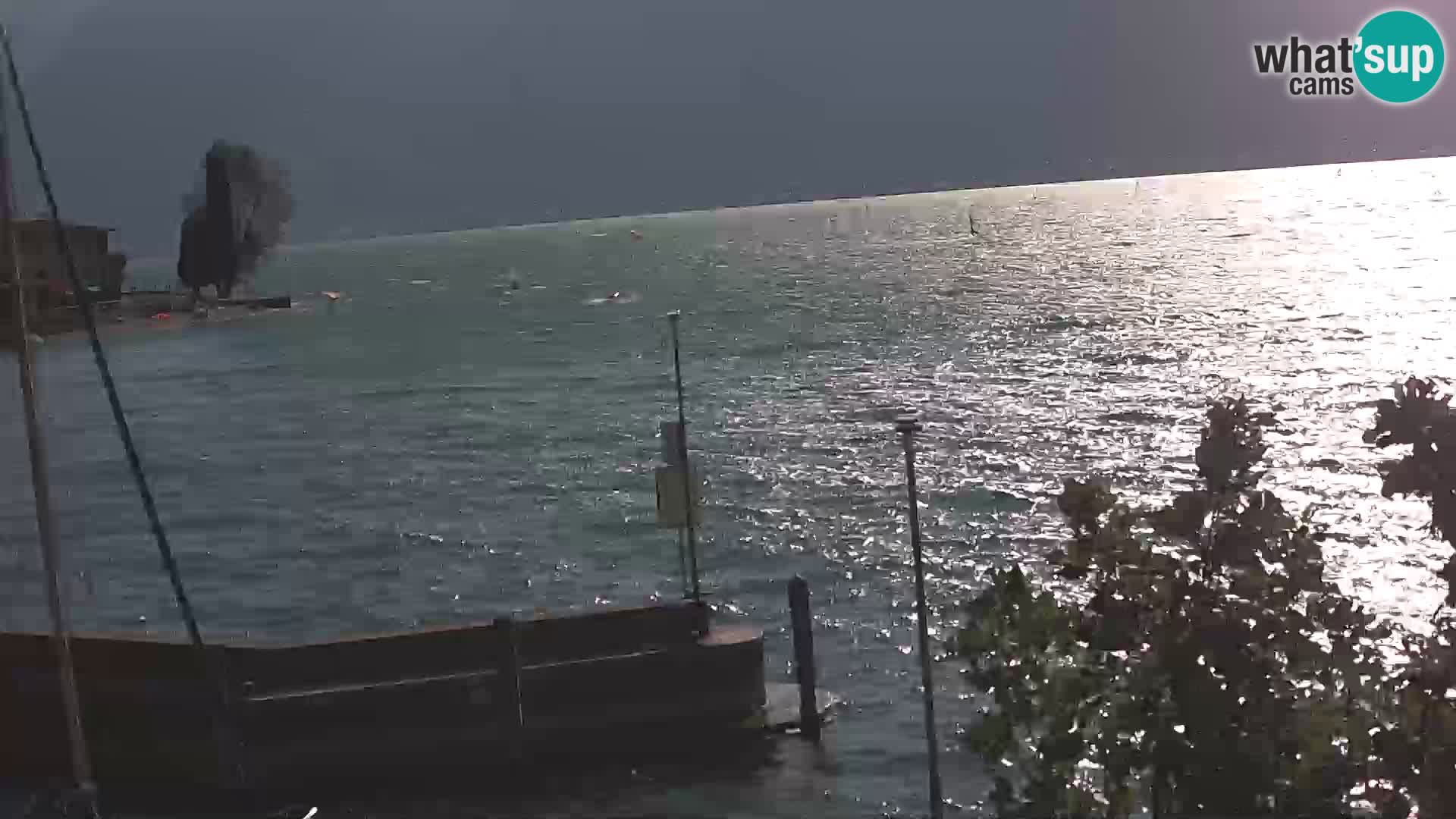 PRA’ DE LA FAM – Porto di Tignale – Windsurfer lago de Garda