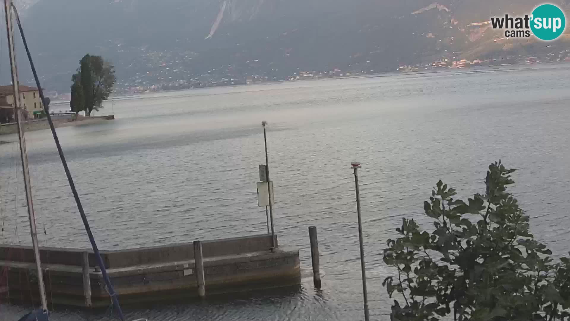 PRA’ DE LA FAM – Porto di Tignale – Windsurfer lago de Garda