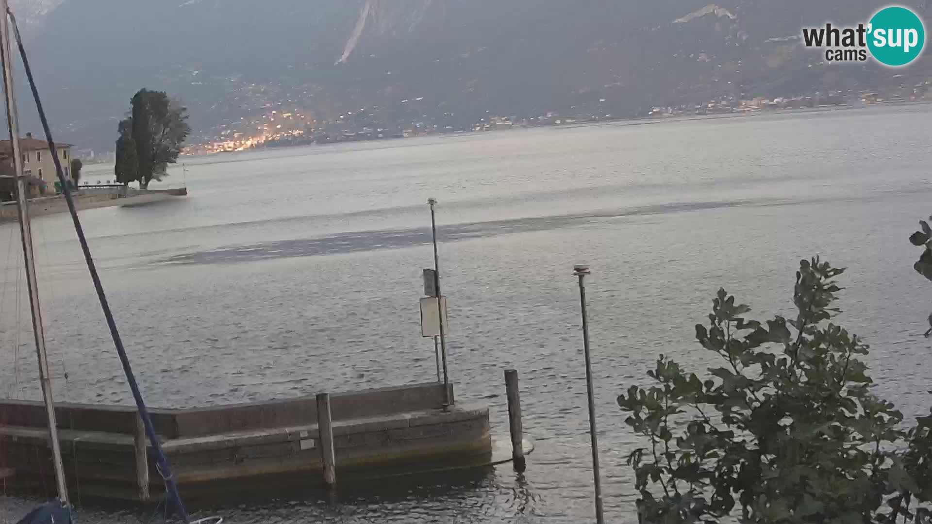 Webcam PRA’ DE LA FAM – Porto di Tignale – Windsurfer Garda Lake