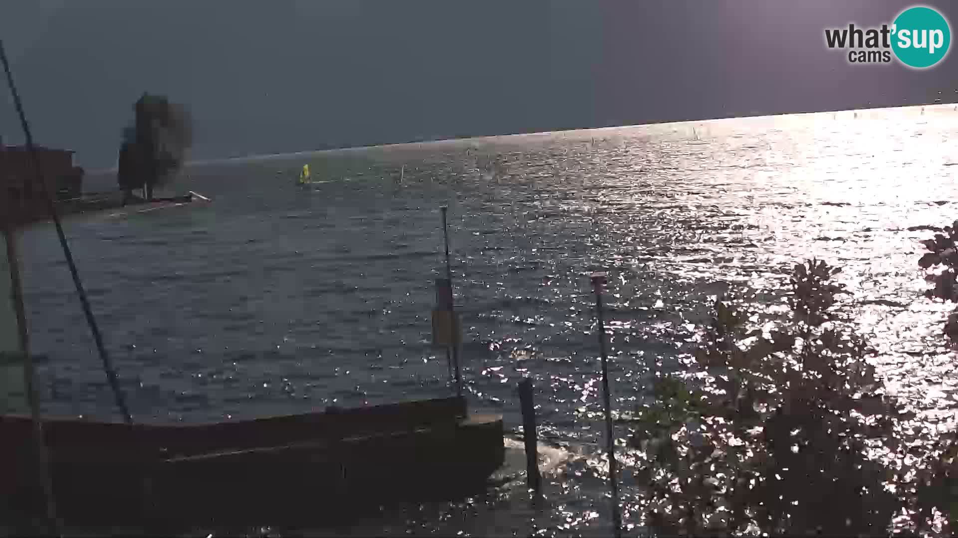 PRA’ DE LA FAM – Porto di Tignale – Windsurfer lago de Garda