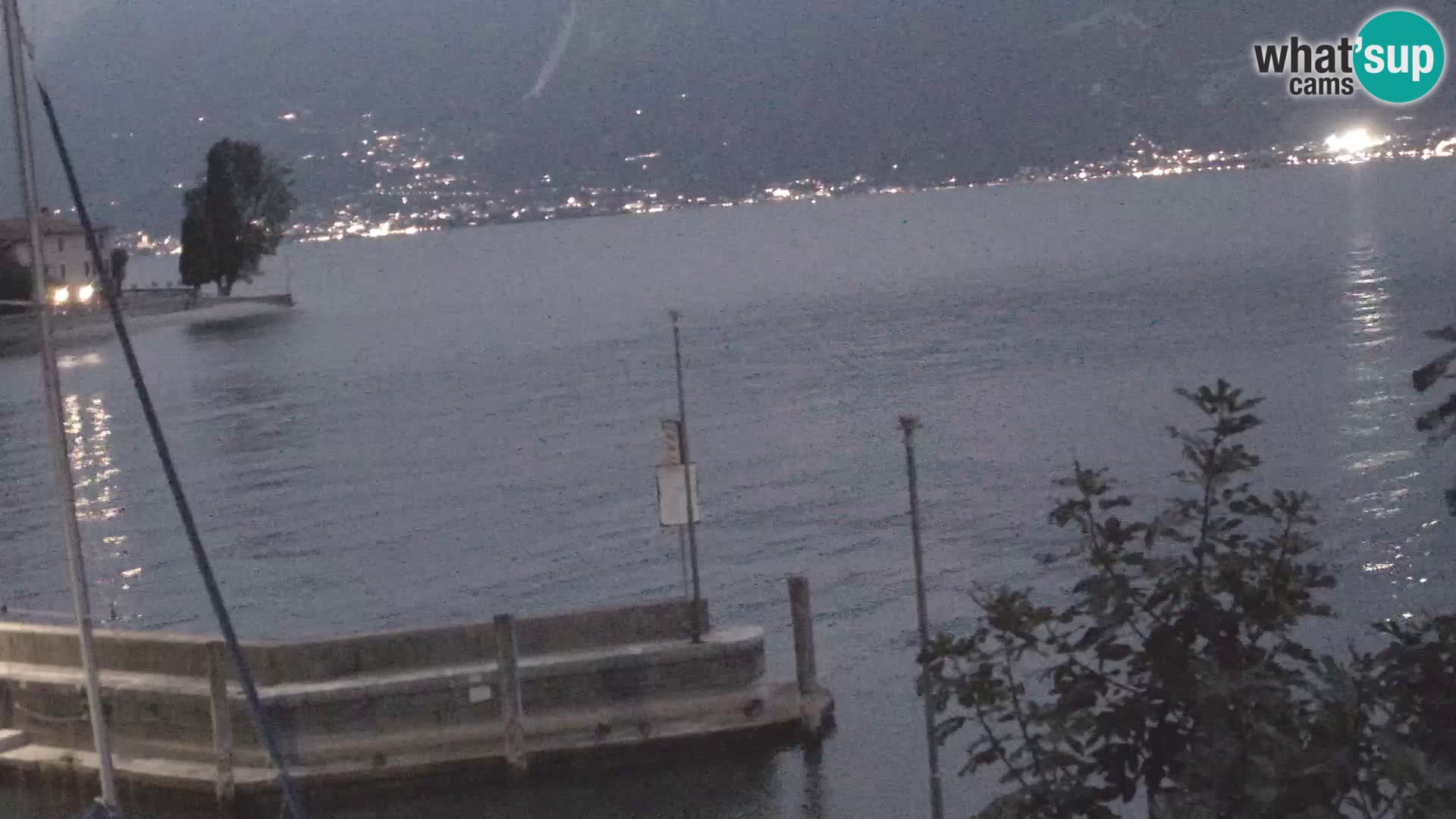 PRA’ DE LA FAM – Porto di Tignale – Windsurfer lago de Garda
