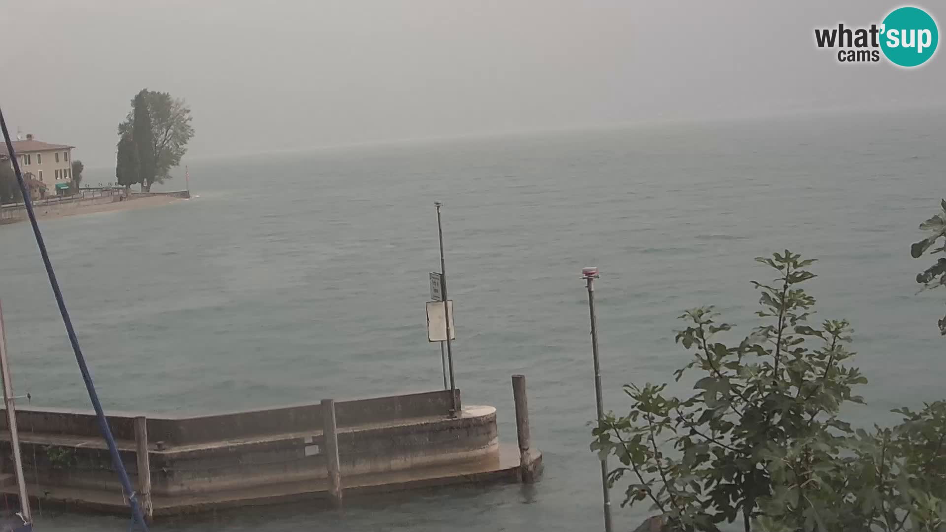 PRA’ DE LA FAM – Porto di Tignale – Windsurfer lago de Garda