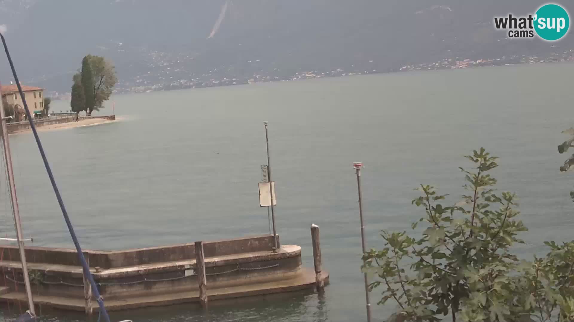 PRA’ DE LA FAM – Porto di Tignale – Windsurfer lago de Garda