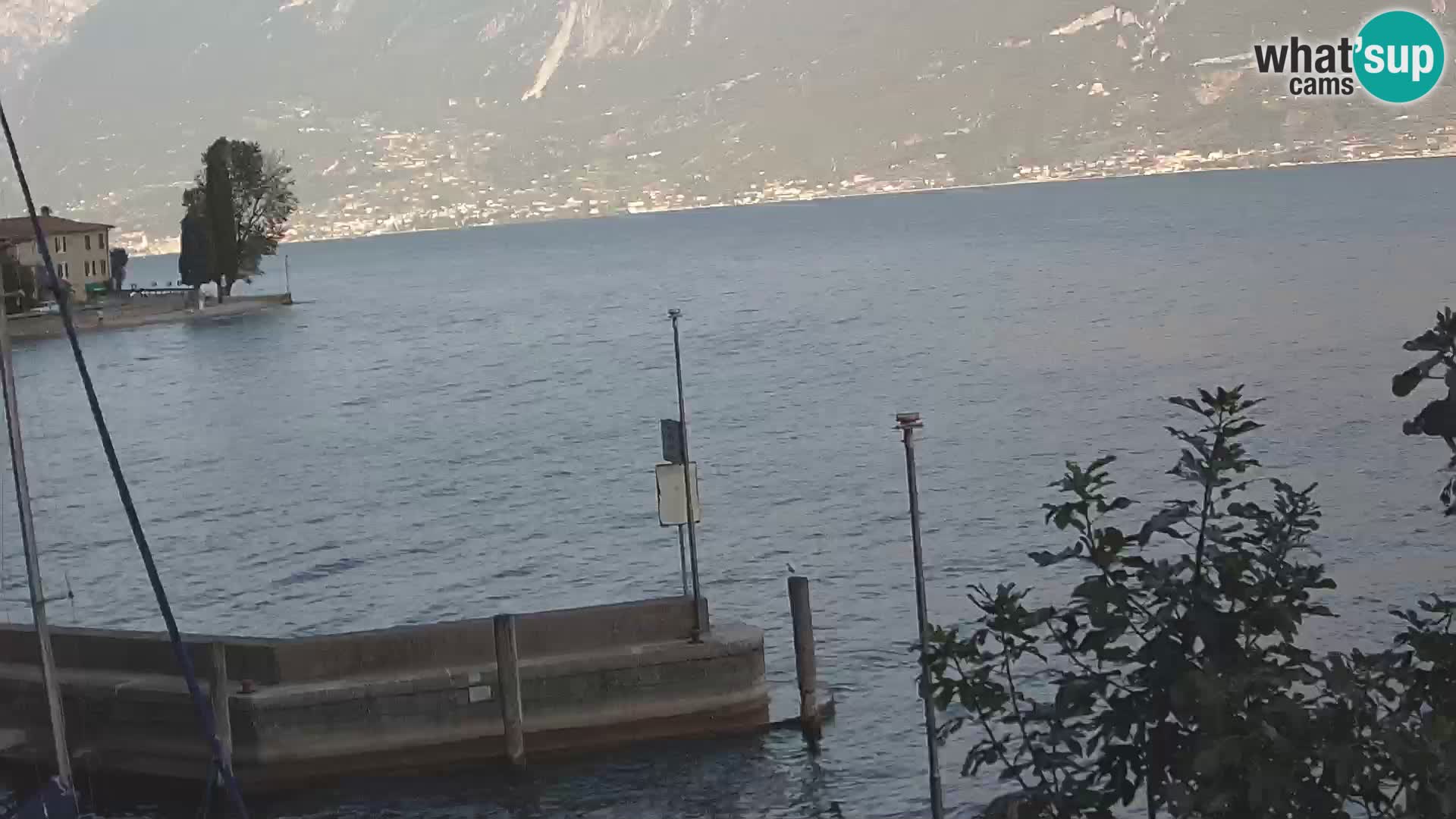 Webcam PRA’ DE LA FAM – Porto di Tignale – Windsurfer Garda Lake