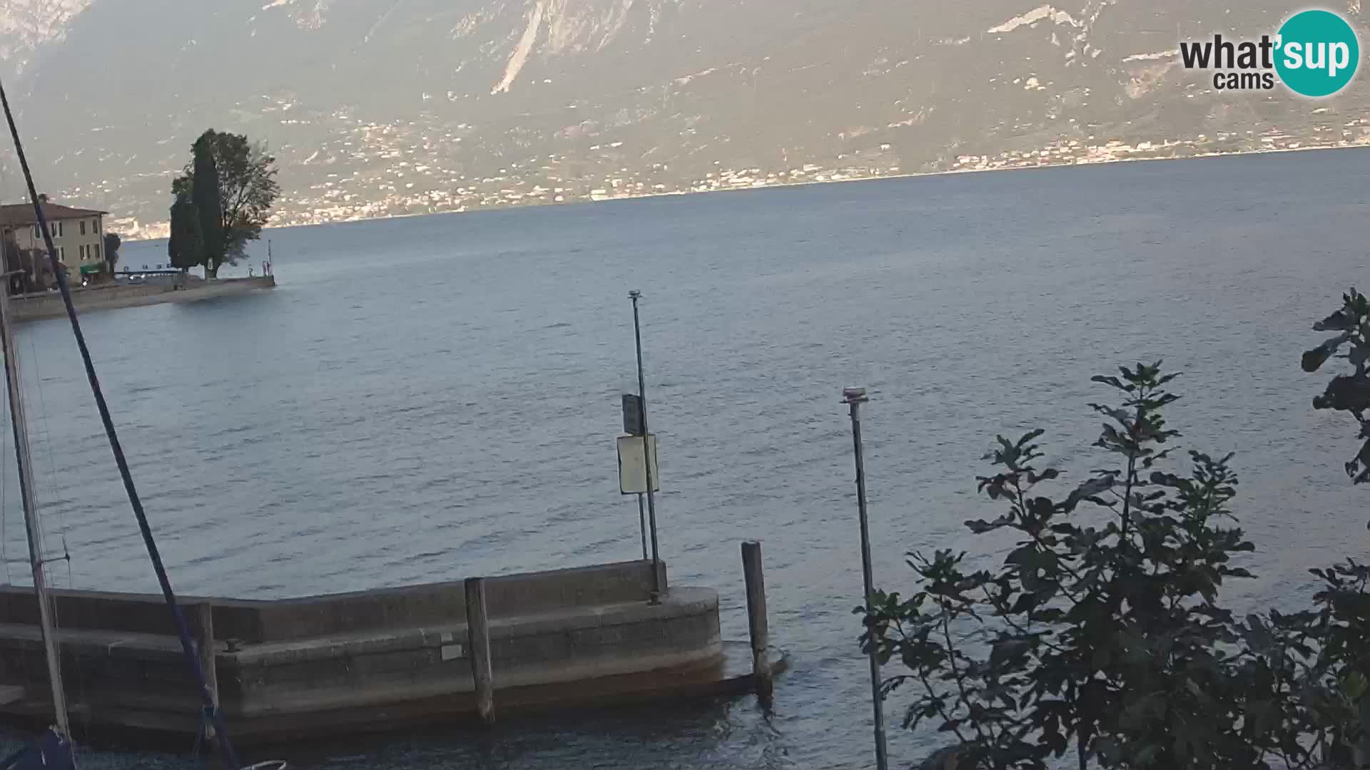 PRA’ DE LA FAM – Porto di Tignale – Windsurfer Gardsko jezero
