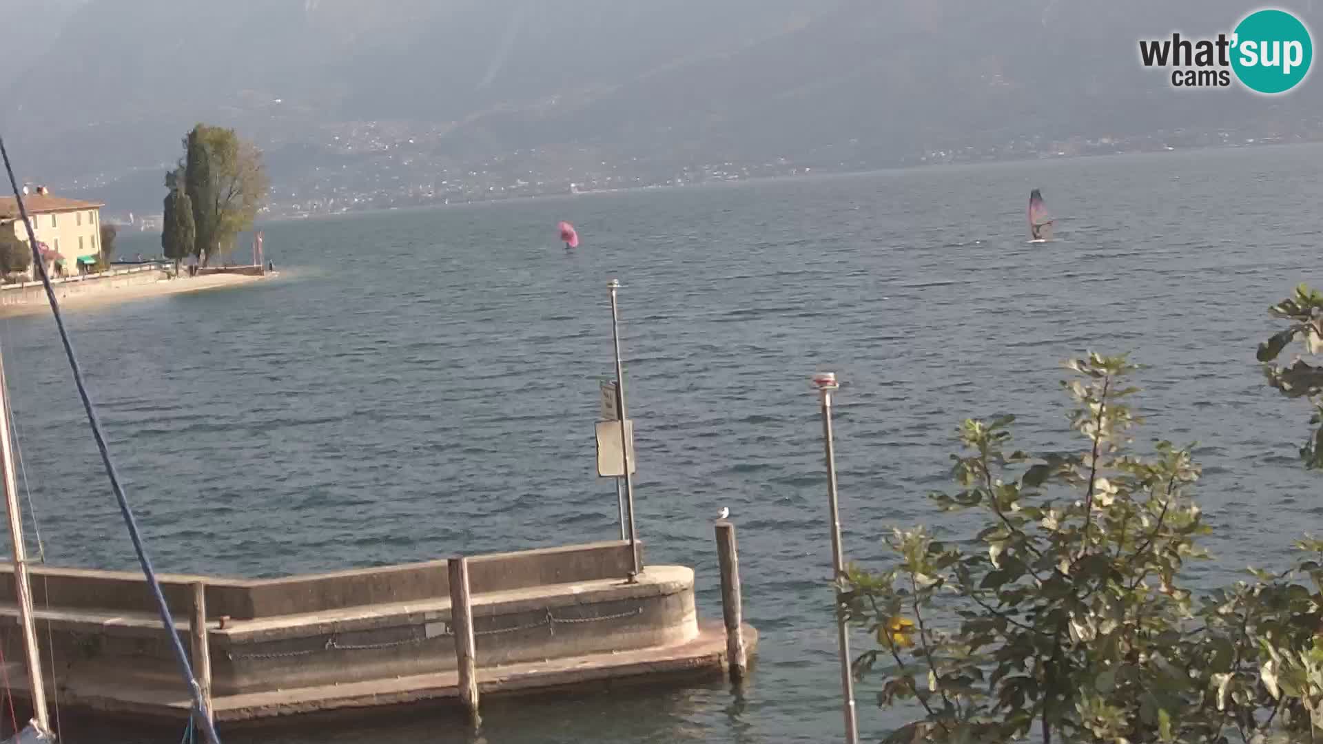 PRA’ DE LA FAM – Porto di Tignale – Windsurfer lago de Garda