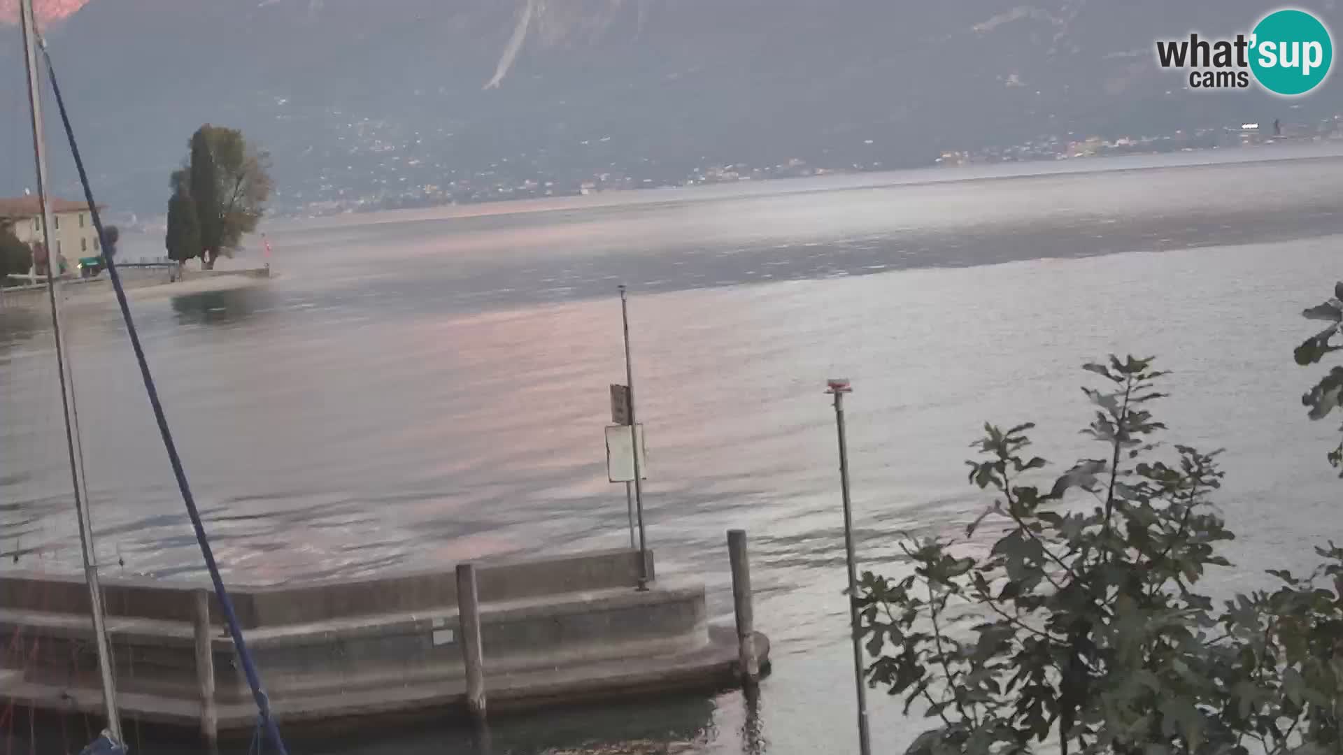 PRA’ DE LA FAM – Porto di Tignale – Windsurfer Gardsko jezero