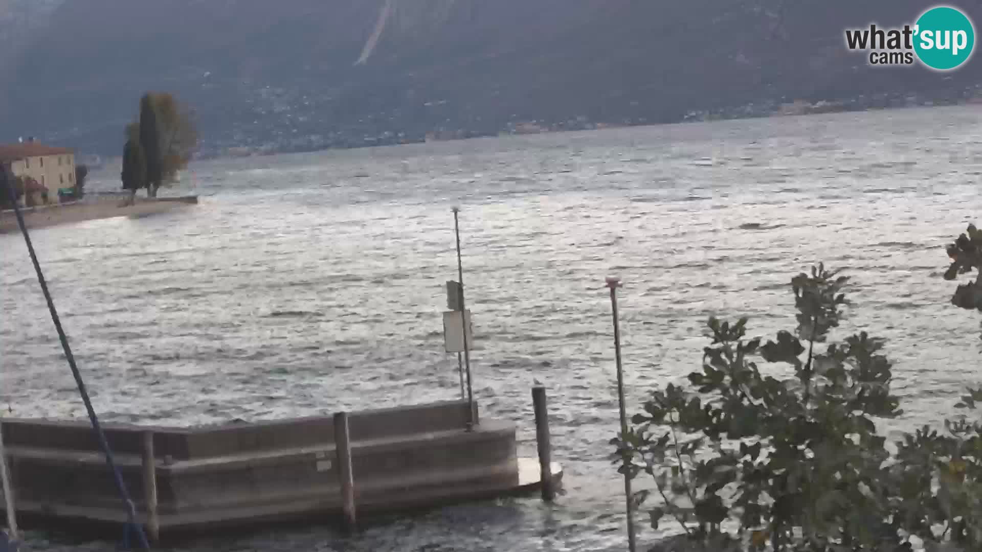 PRA’ DE LA FAM – Porto di Tignale – Windsurfer lac de Garde