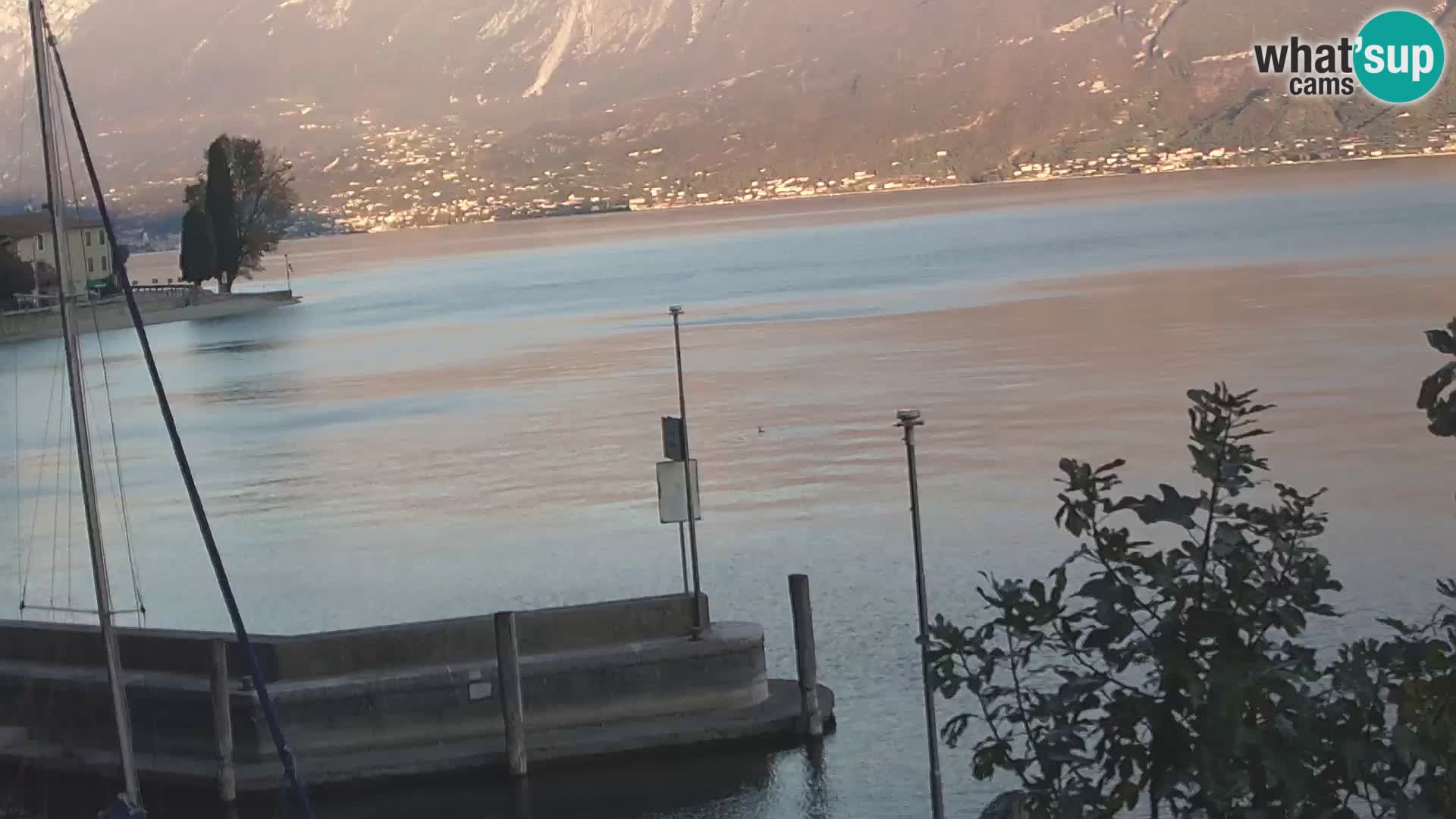 Webcam PRA’ DE LA FAM – Porto di Tignale – Windsurfer Garda Lake