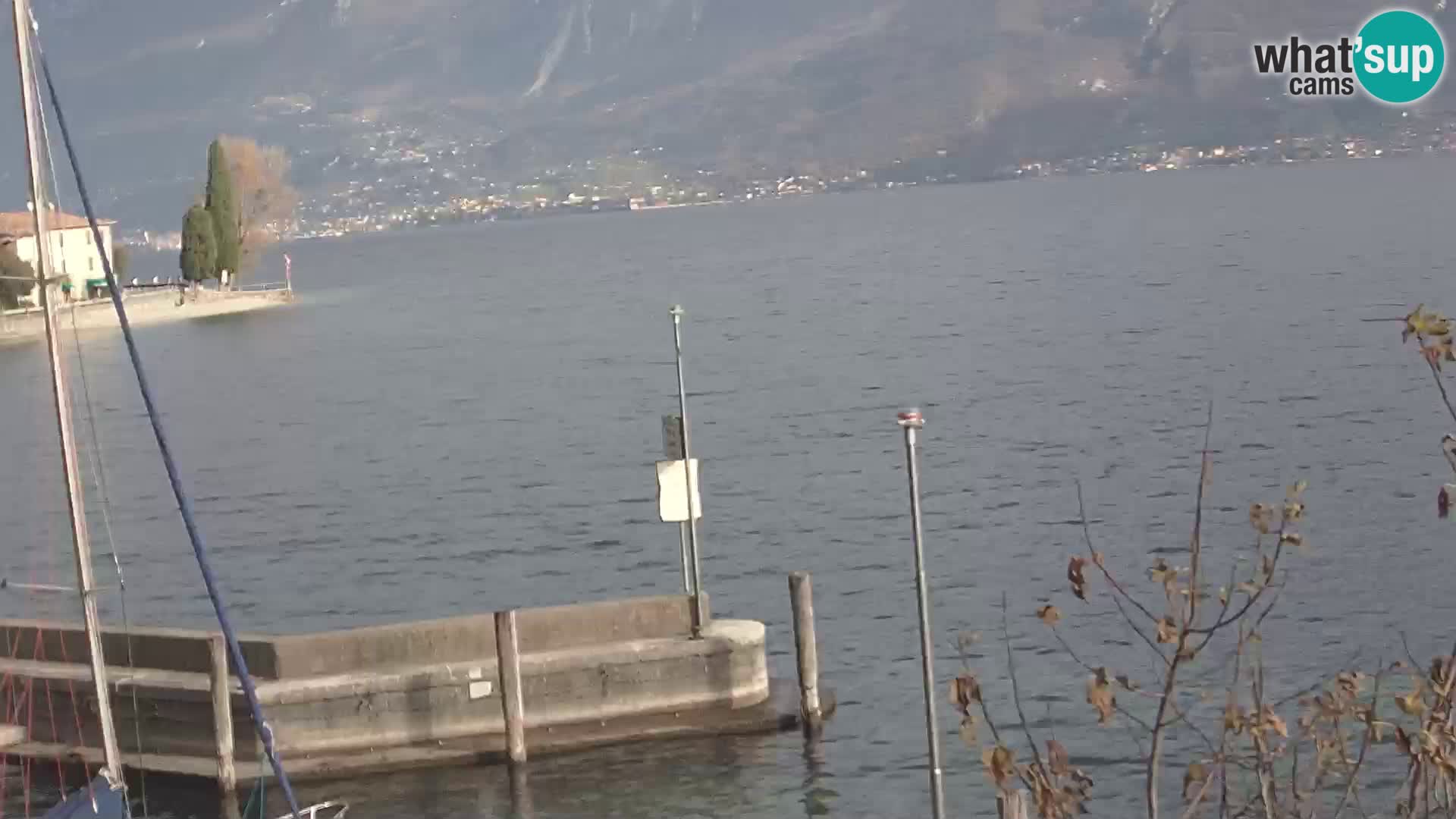 PRA’ DE LA FAM – Porto di Tignale – Windsurfer lago de Garda