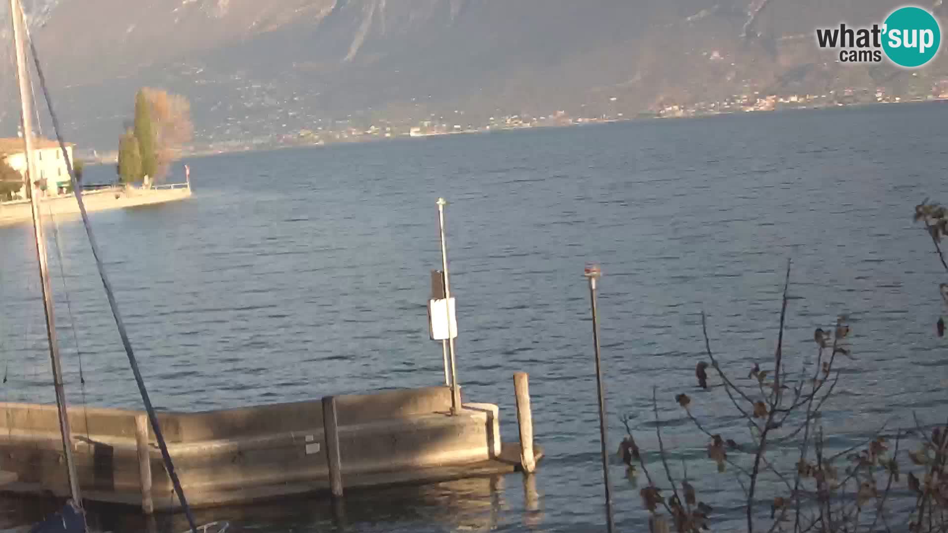 PRA’ DE LA FAM – Porto di Tignale – Windsurfer Garda jezero