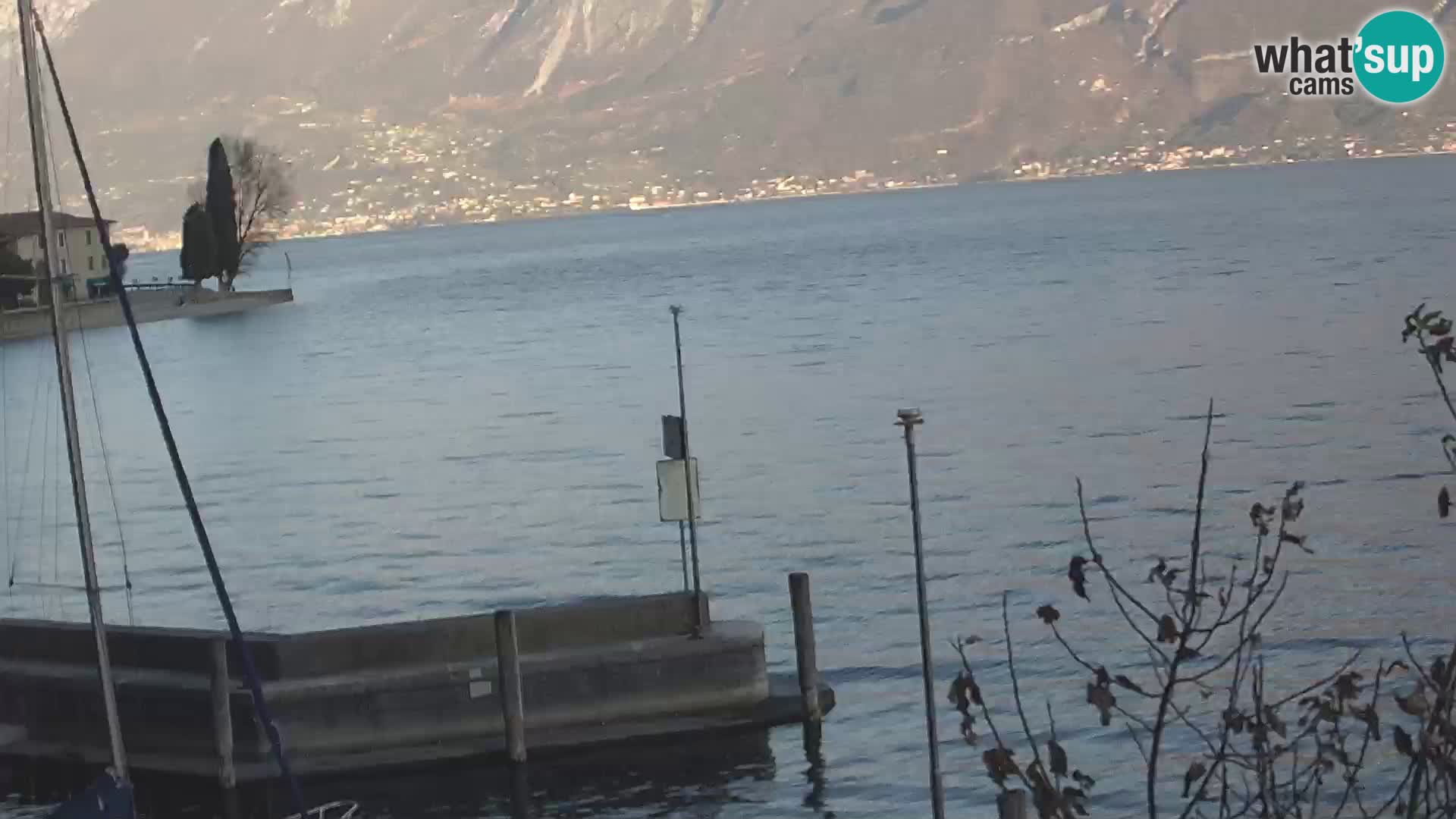 PRA’ DE LA FAM – Porto di Tignale – Windsurfer Garda jezero