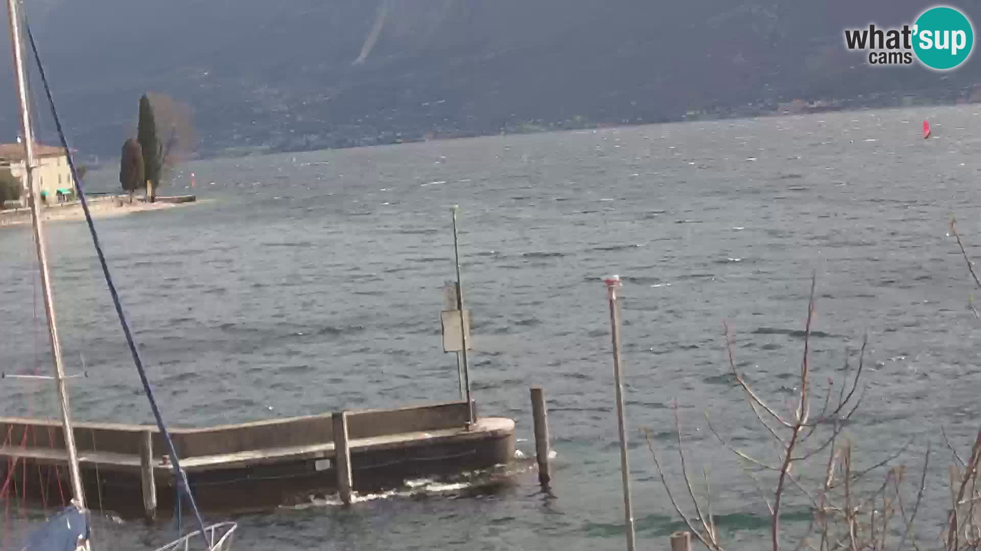 Webcam PRA’ DE LA FAM – Porto di Tignale – Windsurfer Garda Lake