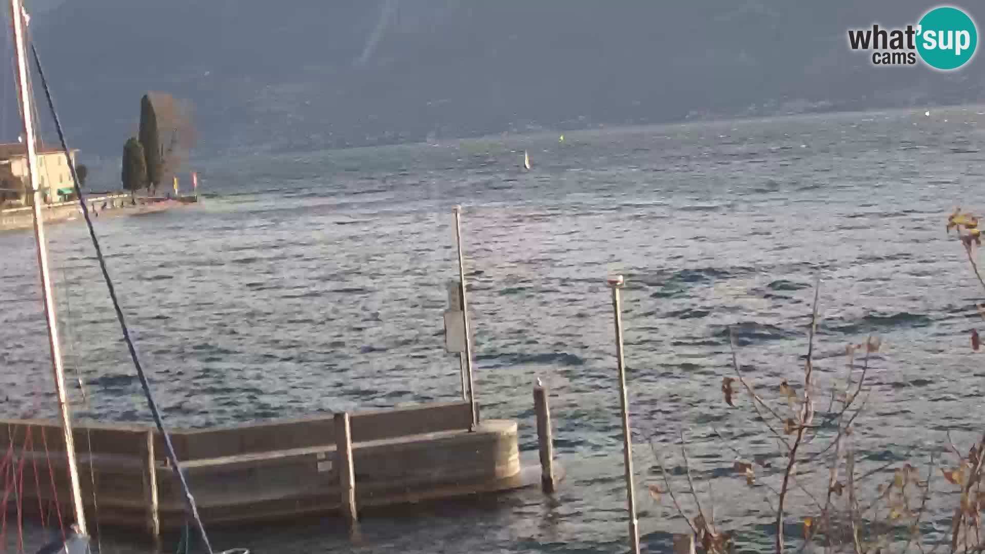 Webcam PRA’ DE LA FAM – Porto di Tignale – Windsurfer Garda Lake