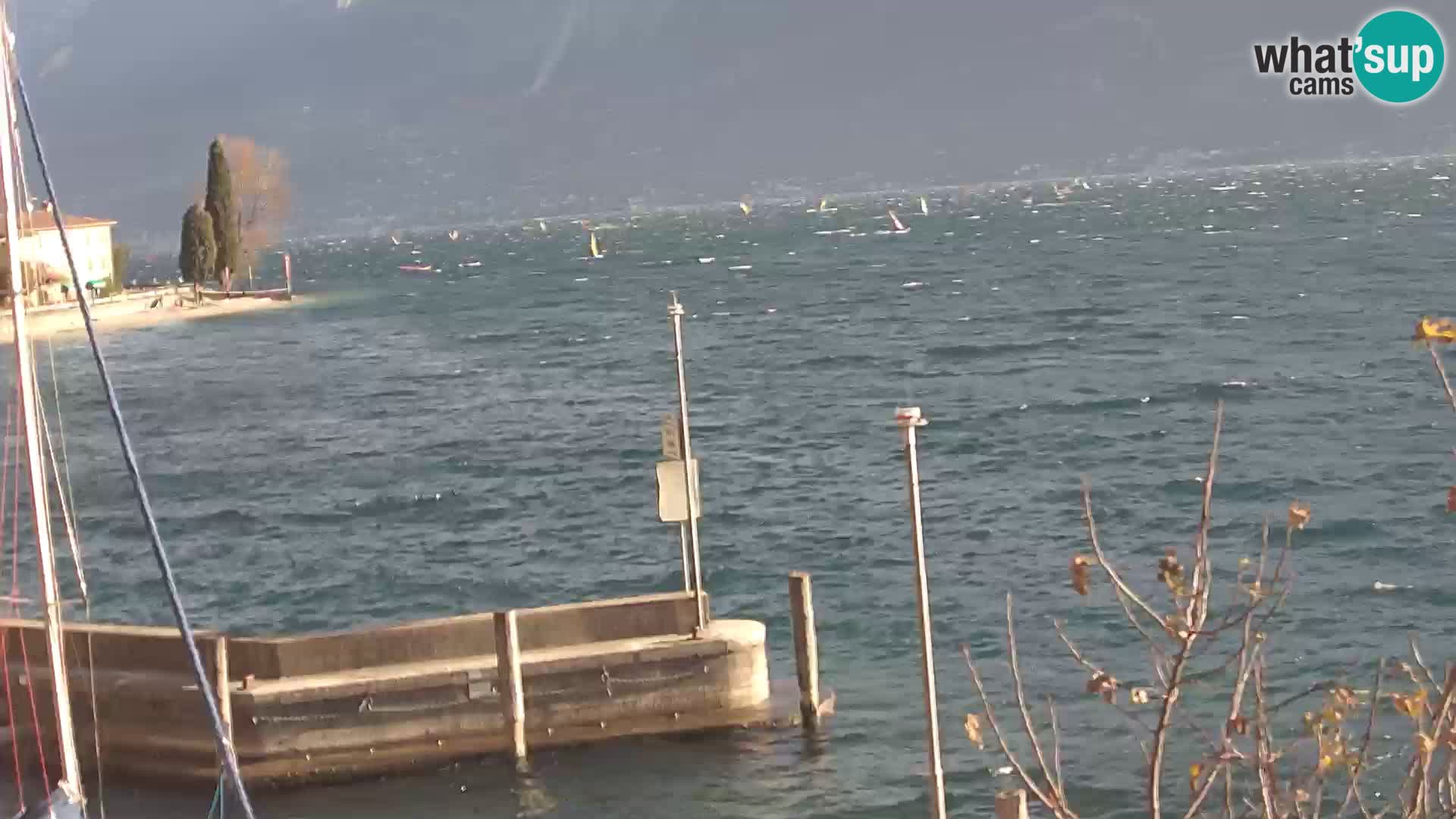 PRA’ DE LA FAM – Porto di Tignale – Windsurfer lac de Garde