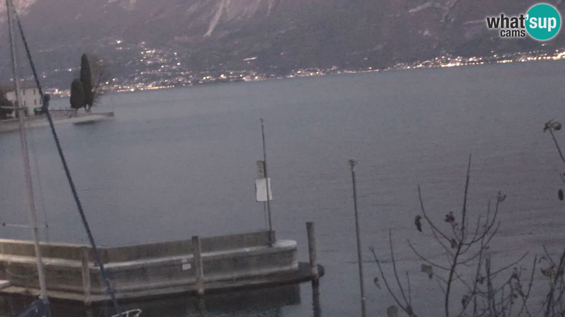 Webcam PRA’ DE LA FAM – Porto di Tignale – Windsurfer Garda Lake