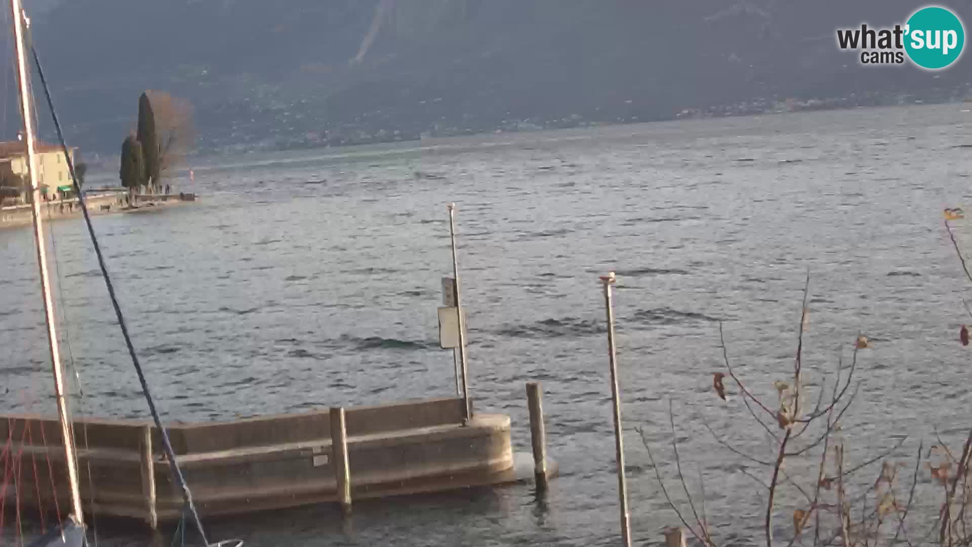 Webcam PRA’ DE LA FAM – Porto di Tignale – Windsurfer Garda Lake