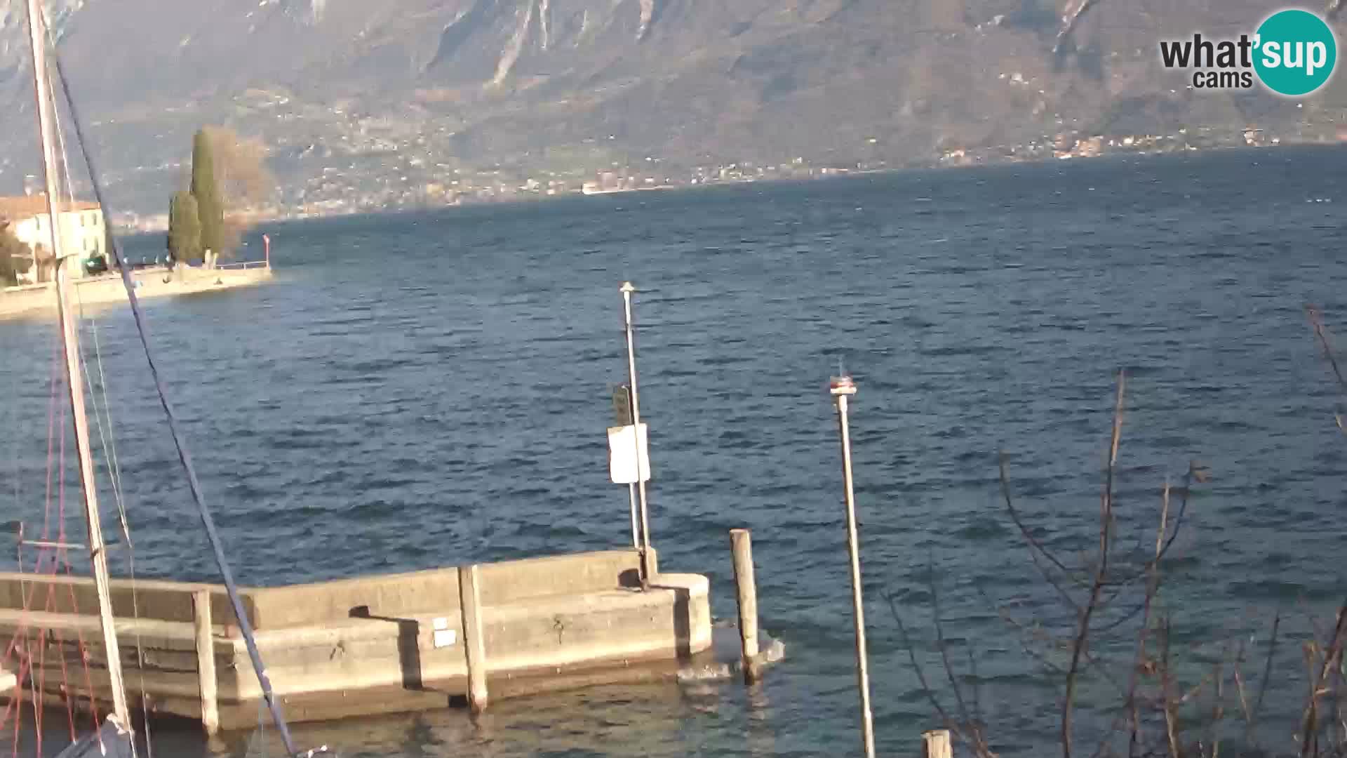 Webcam PRA’ DE LA FAM – Porto di Tignale – Windsurfer Garda Lake