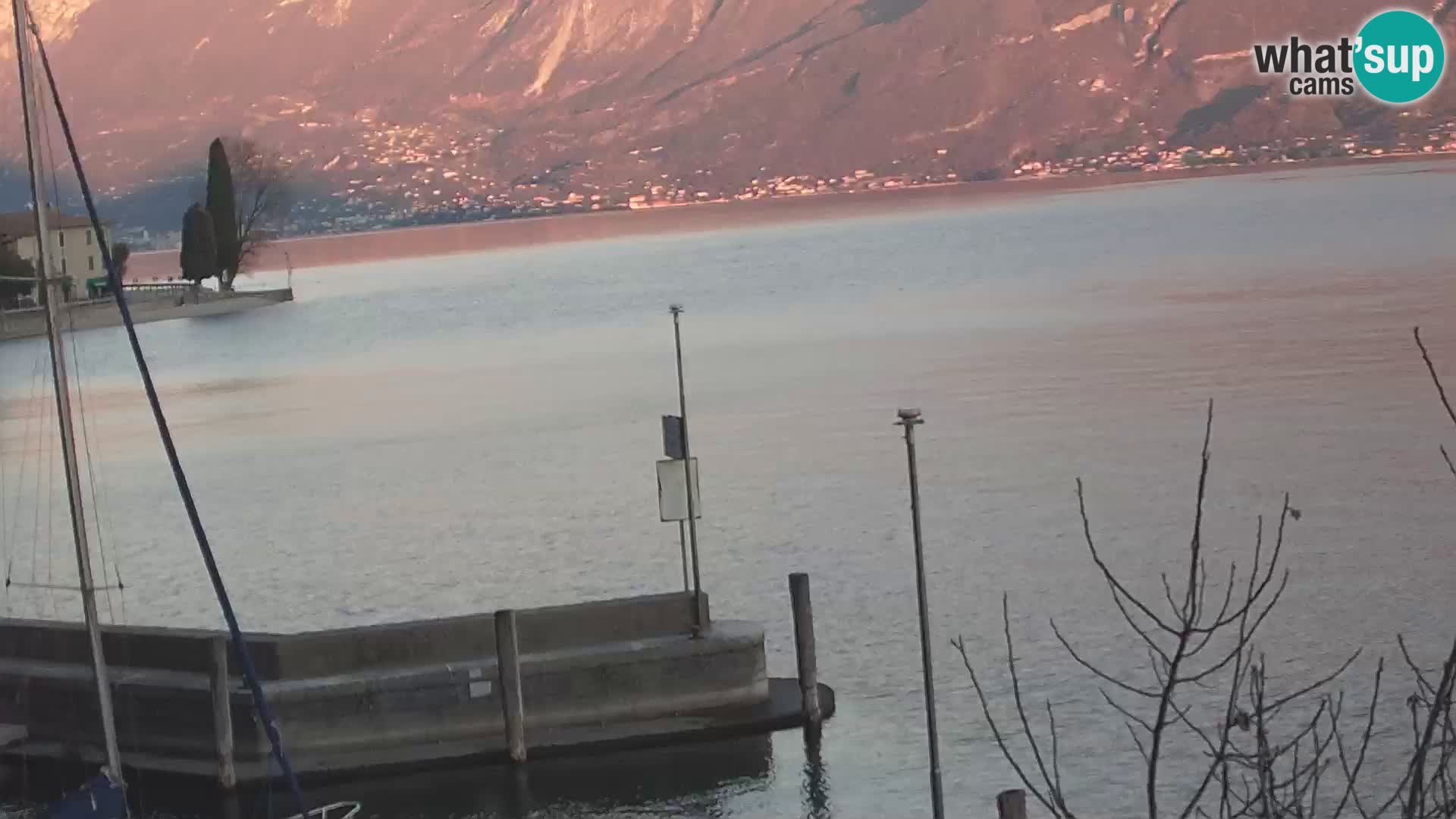 PRA’ DE LA FAM – Porto di Tignale – Windsurfer Garda jezero