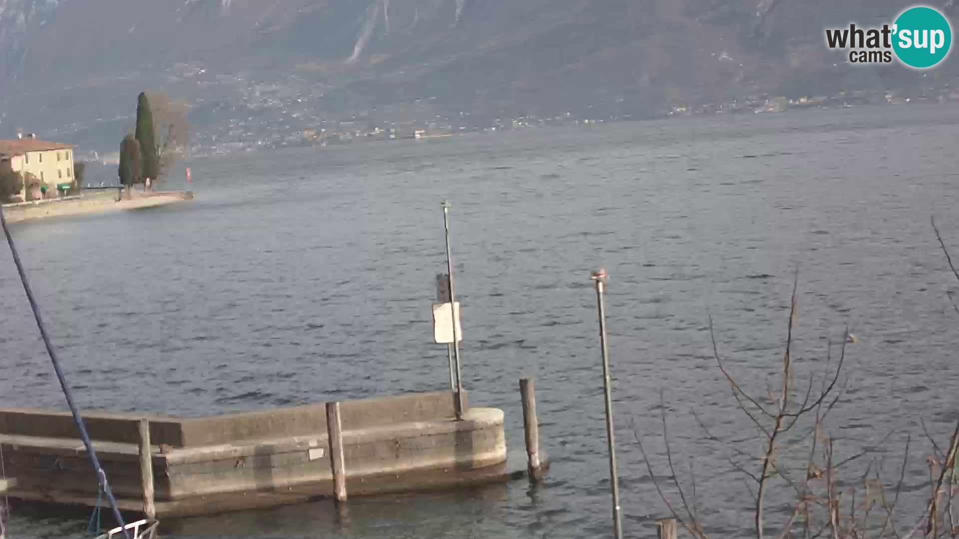 PRA’ DE LA FAM – Porto di Tignale – Windsurfer lac de Garde