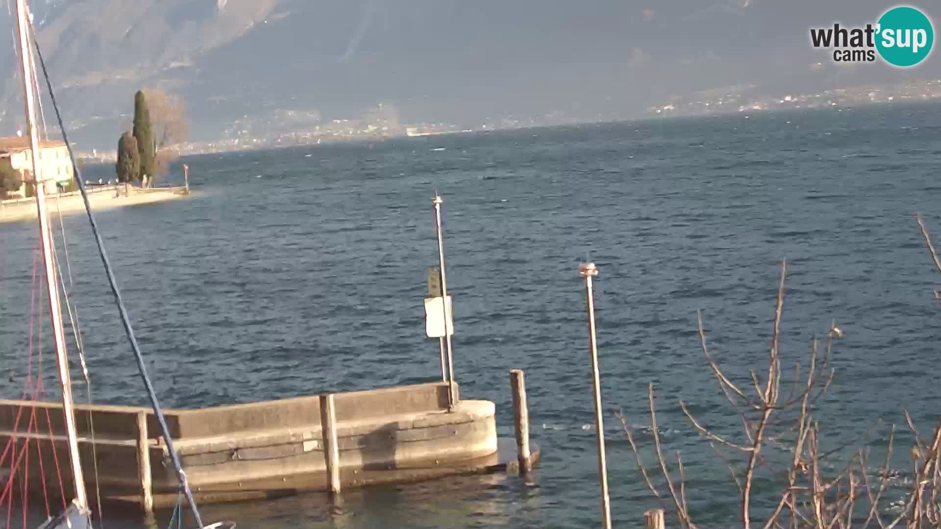 PRA’ DE LA FAM – Porto di Tignale – Windsurfer Gardsko jezero