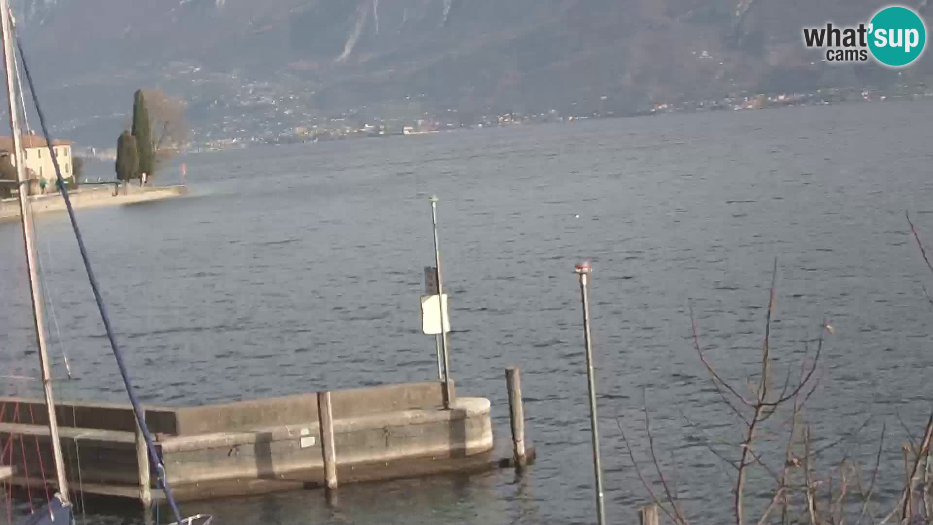 PRA’ DE LA FAM – Porto di Tignale – Windsurfer lago de Garda