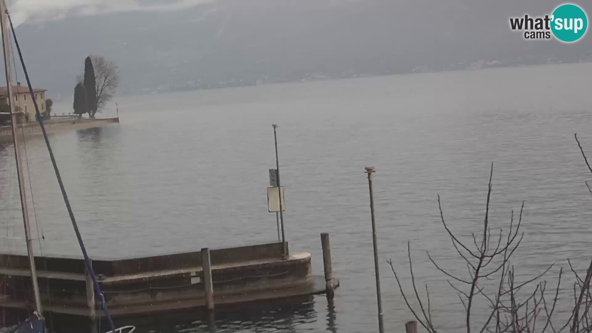 PRA’ DE LA FAM – Porto di Tignale – Windsurfer lago de Garda