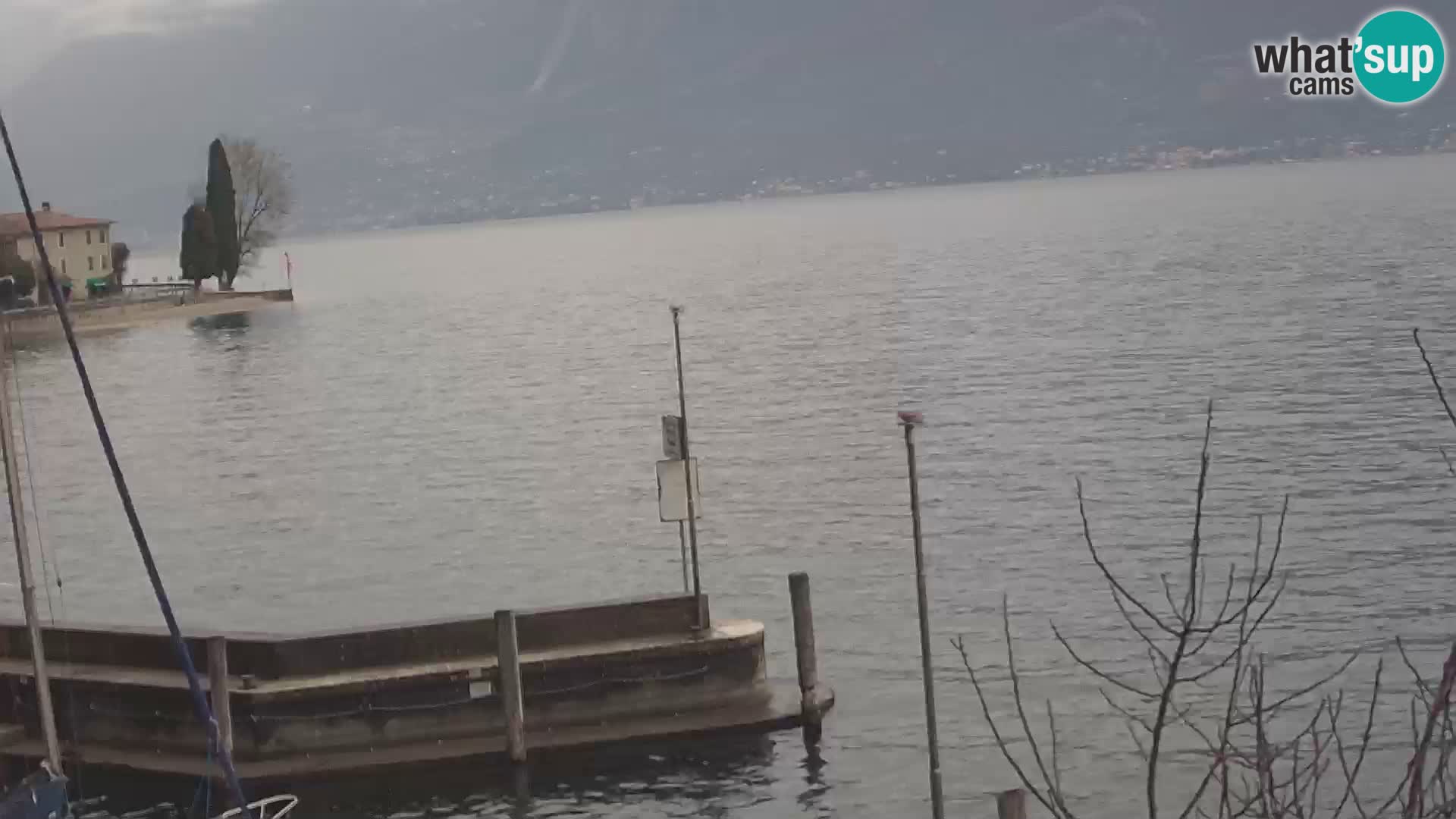 PRA’ DE LA FAM – Porto di Tignale – Windsurfer lago de Garda