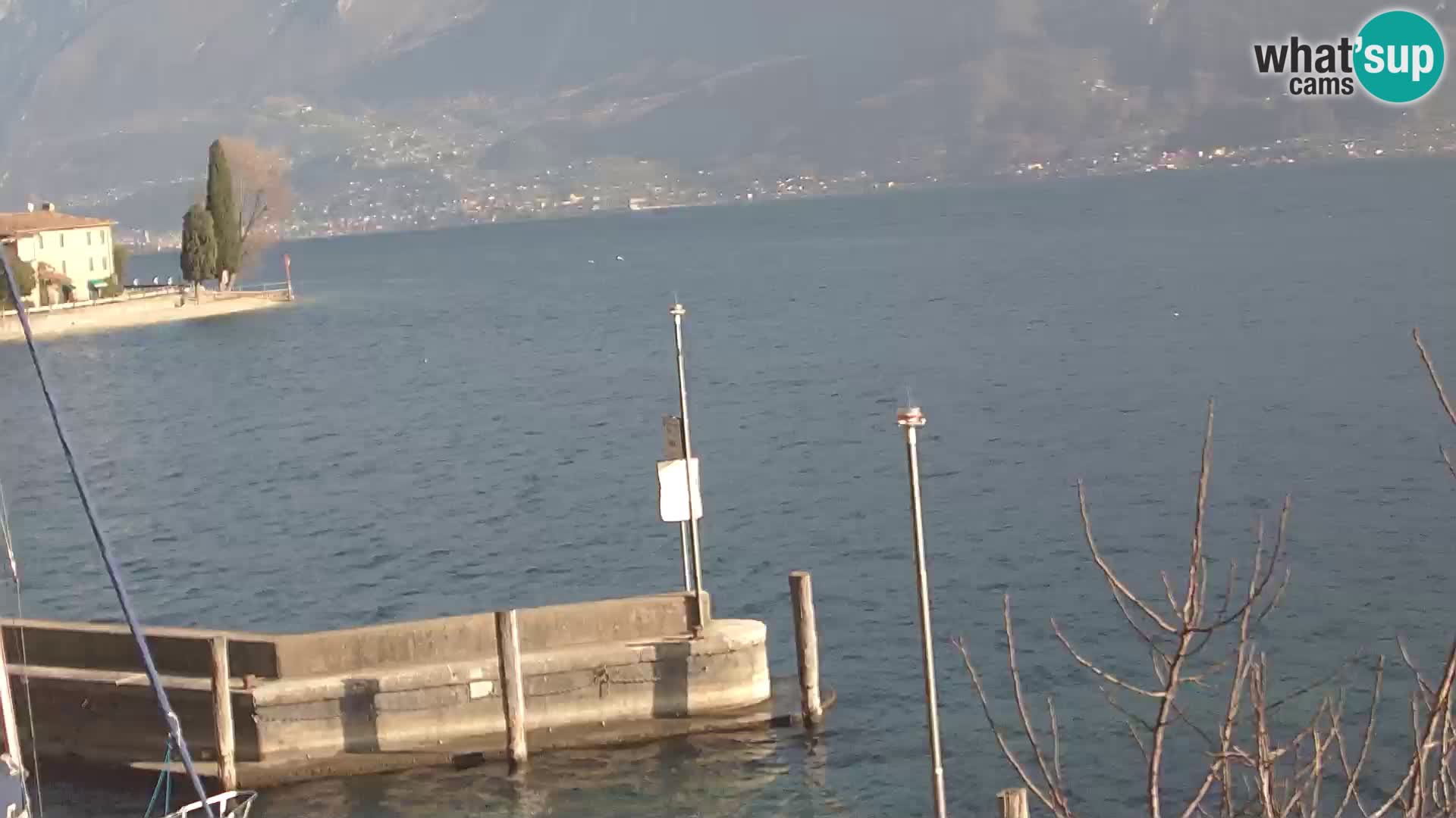 Webcam PRA’ DE LA FAM – Porto di Tignale – Windsurfer Garda Lake