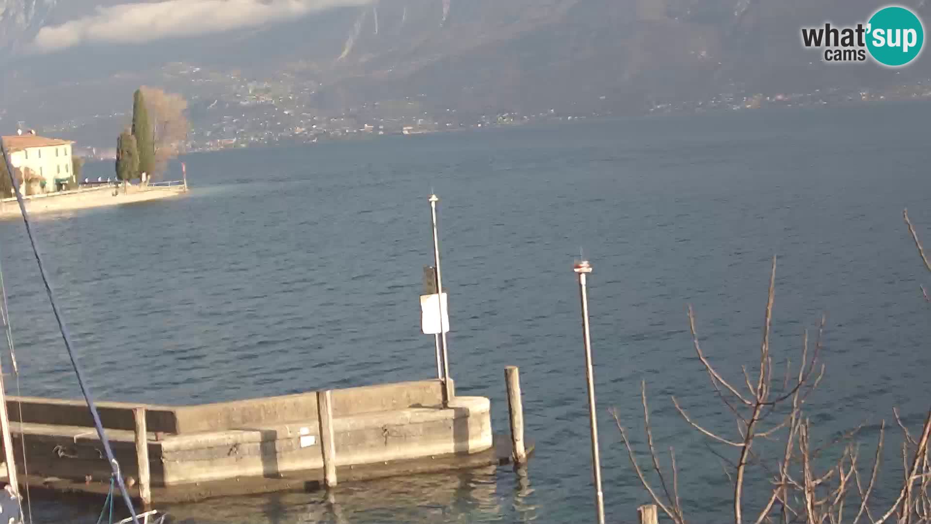 PRA’ DE LA FAM – Porto di Tignale – Windsurfer lac de Garde