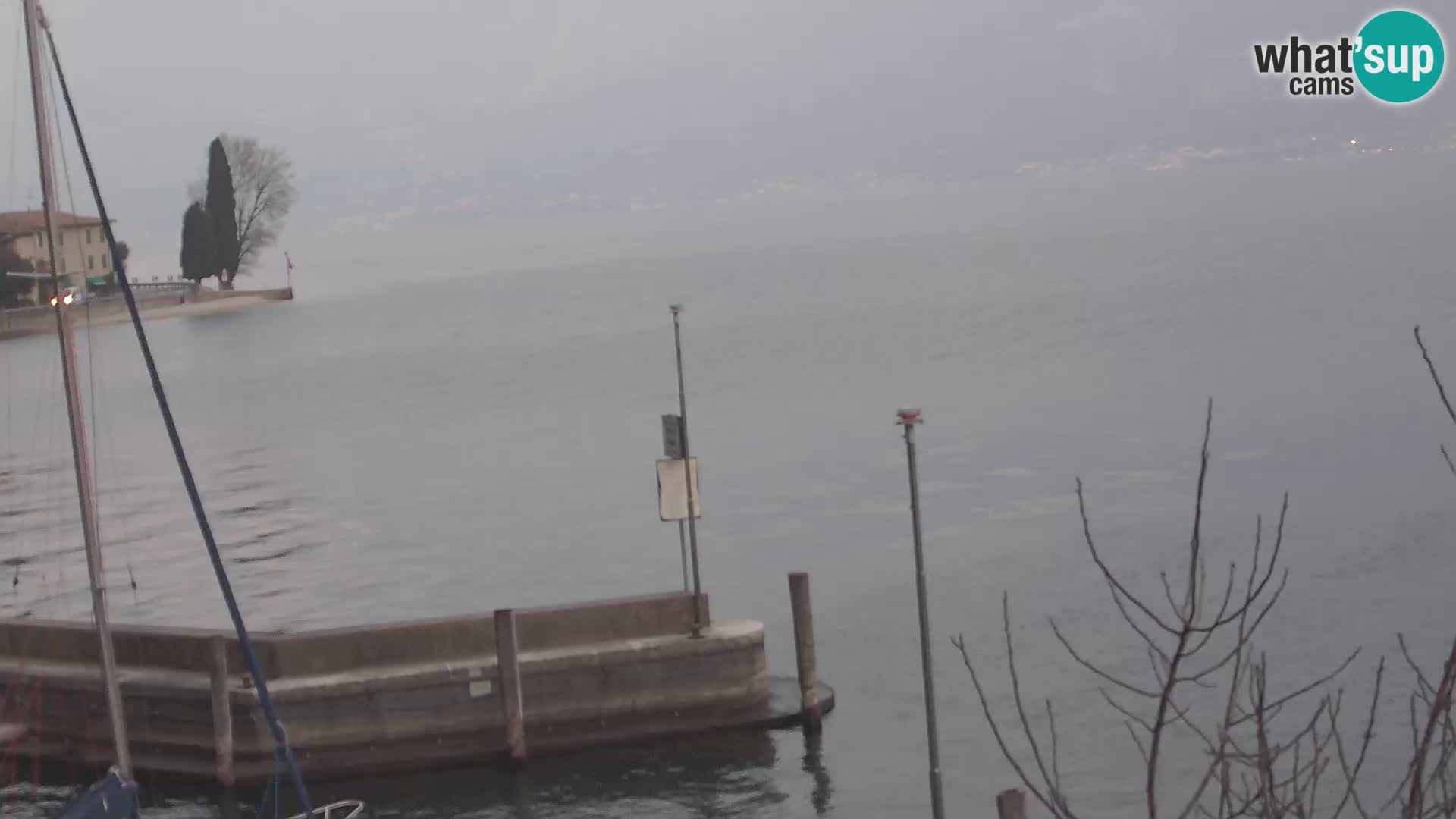 Webcam PRA’ DE LA FAM – Porto di Tignale – Windsurfer Garda Lake
