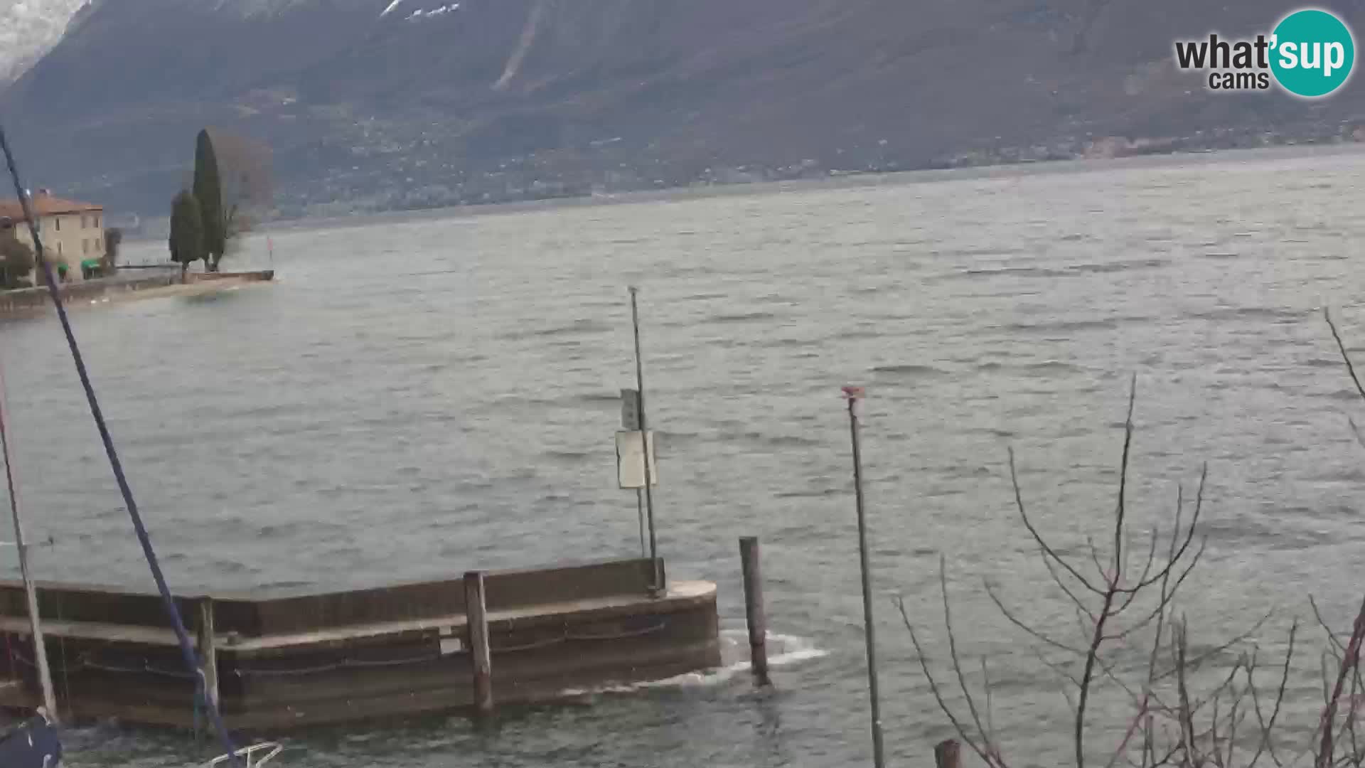 PRA’ DE LA FAM – Porto di Tignale – Windsurfer lac de Garde