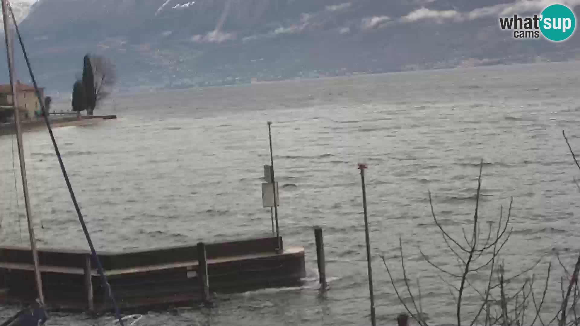 Webcam PRA’ DE LA FAM – Porto di Tignale – Windsurfer Garda Lake