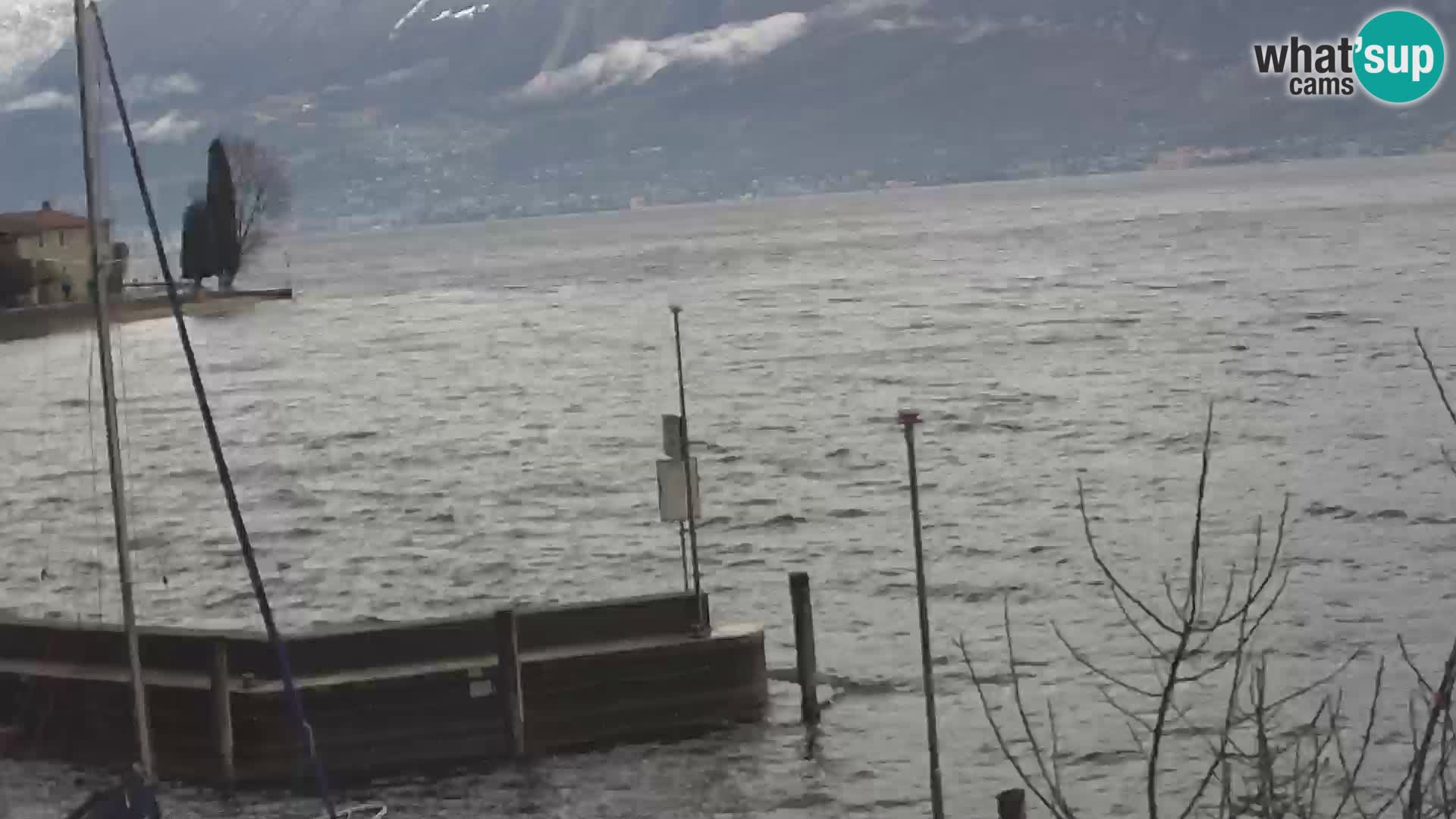 PRA’ DE LA FAM – Porto di Tignale – Windsurfer lac de Garde