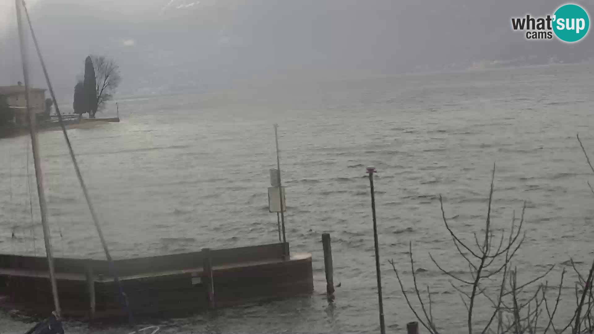 Webcam PRA’ DE LA FAM – Porto di Tignale – Windsurfer Garda Lake