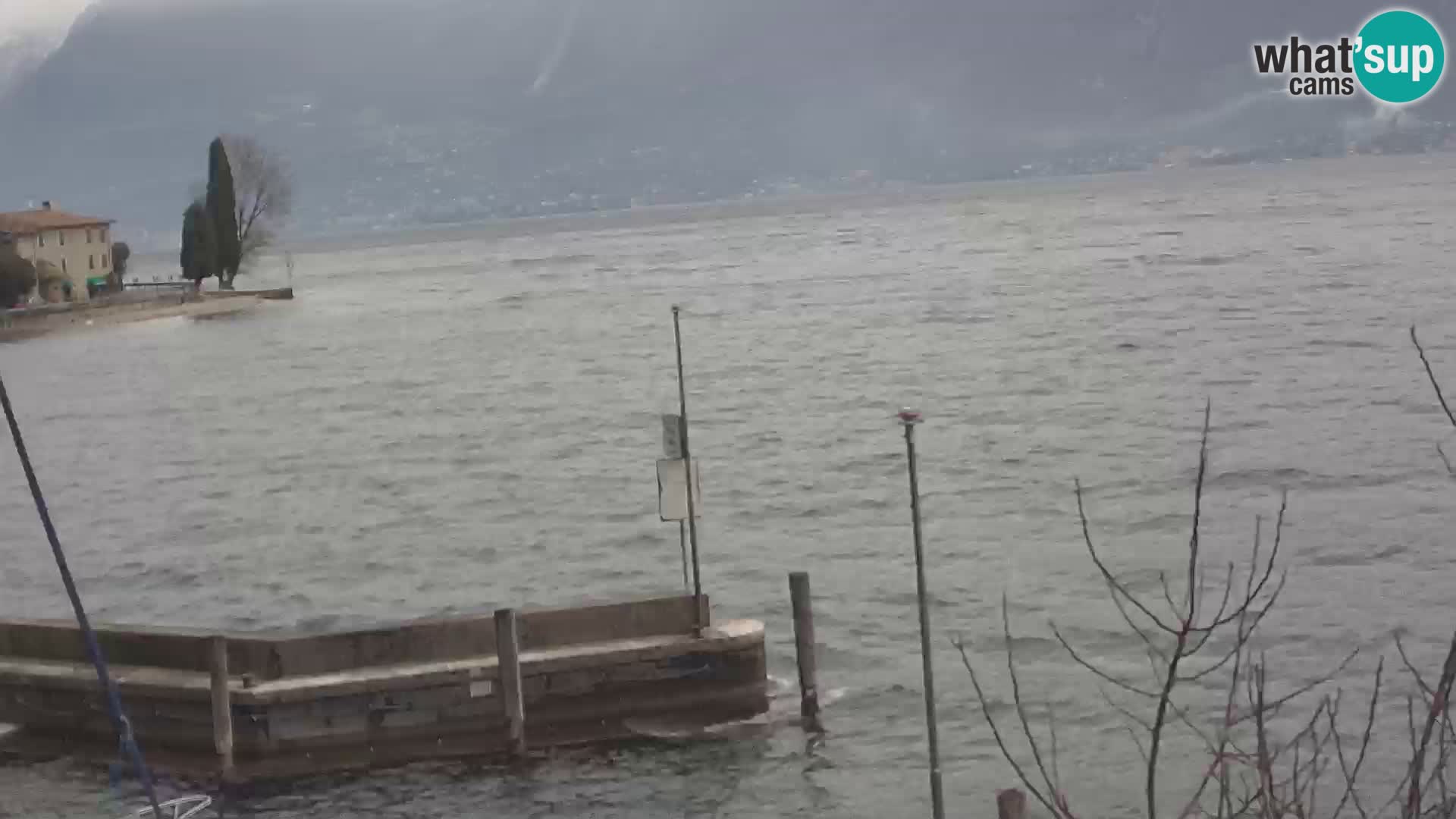 Webcam PRA’ DE LA FAM – Porto di Tignale – Windsurfer Garda Lake