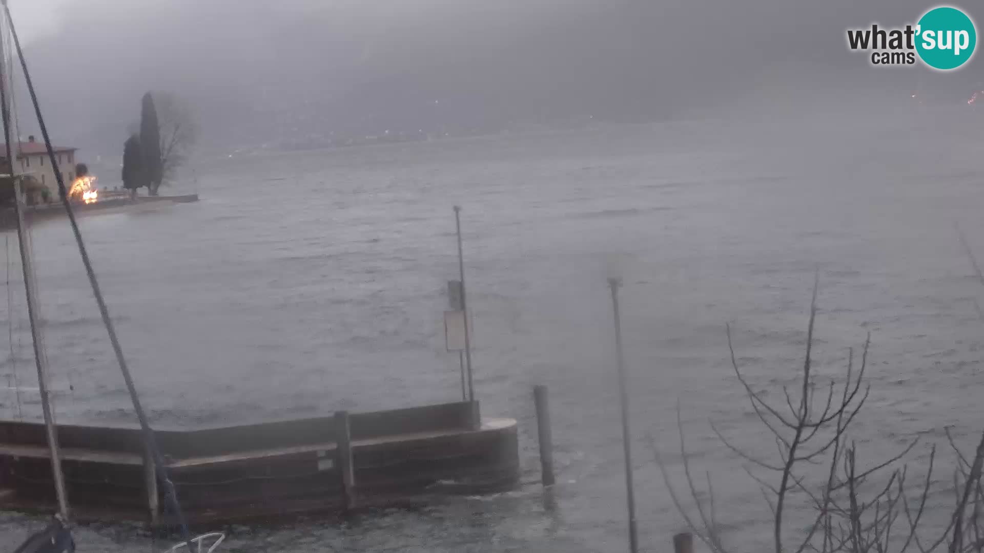 PRA’ DE LA FAM – Porto di Tignale – Windsurfer lac de Garde